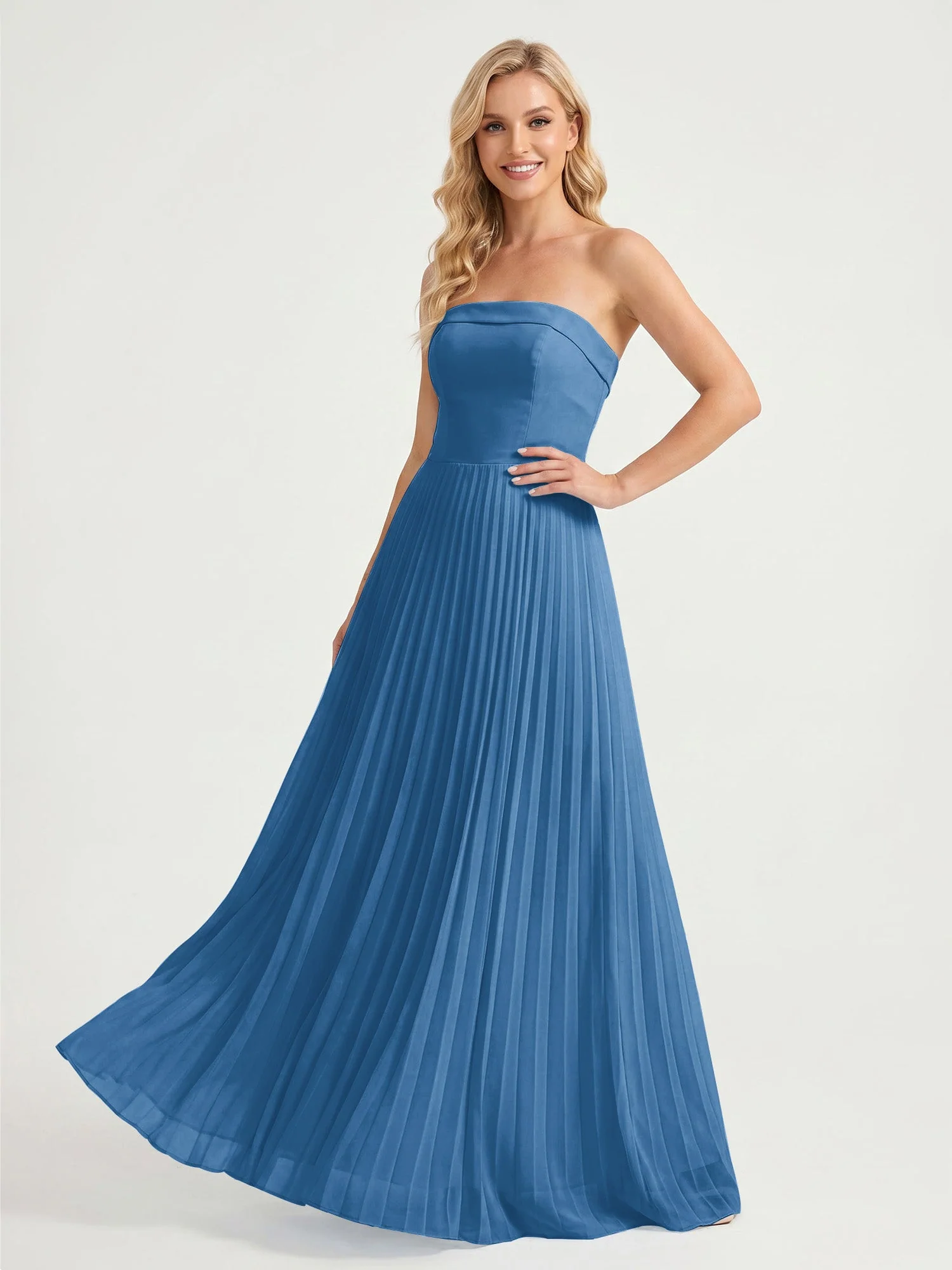 Trägerloses Chiffon Maxikleid mit Plissiertem Rock in A-Linie Tinte Blau