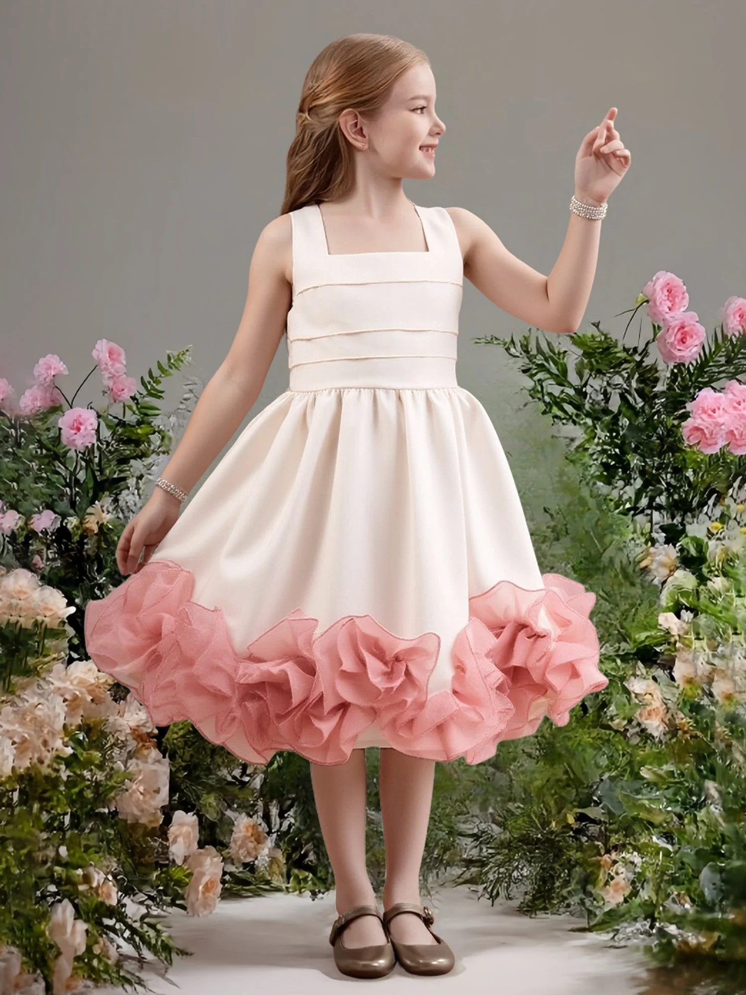 Ärmellos Quadratischer Ausschnitt Blumen Saum Blumenmädchen Kleid