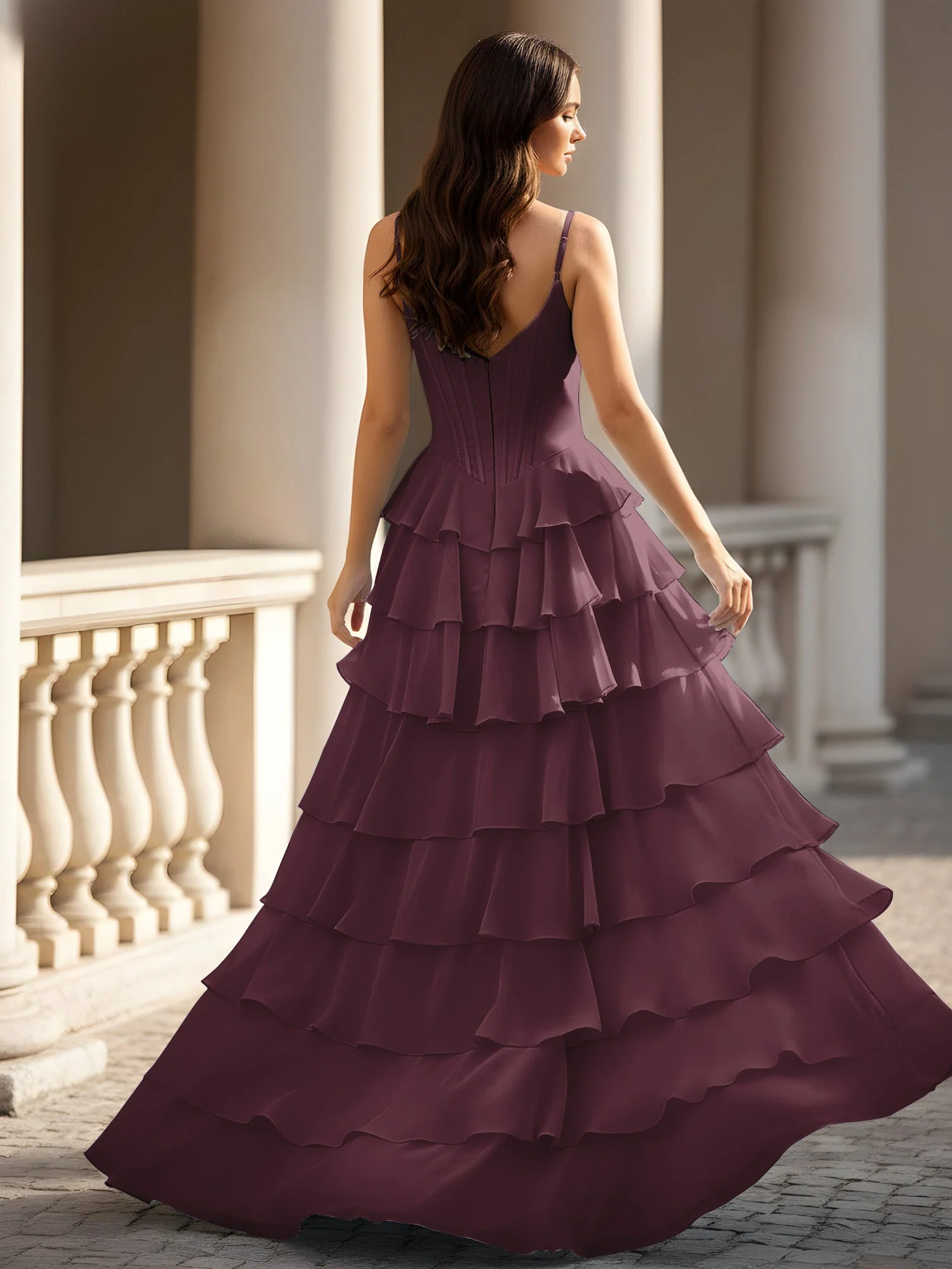 Spaghettiträger A-Linie Chiffon Stufen Kleid mit Schlitz Cabernet - Image 2