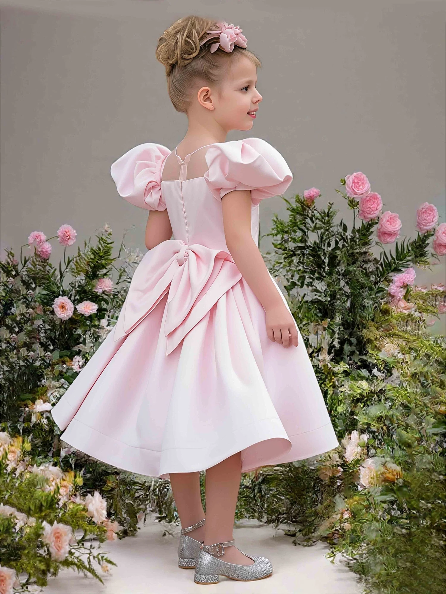 Illusion Cap Ärmel Knielang Blumenmädchen Kleid Zartrosa - Image 2