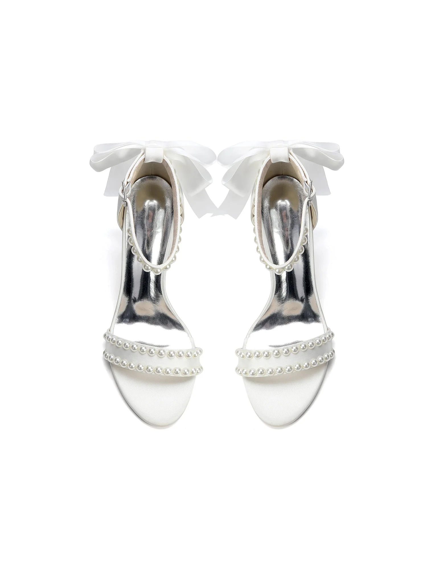 Satin-Blockabsatzsandalen mit Perlen- und Tüllschleife - Image 4