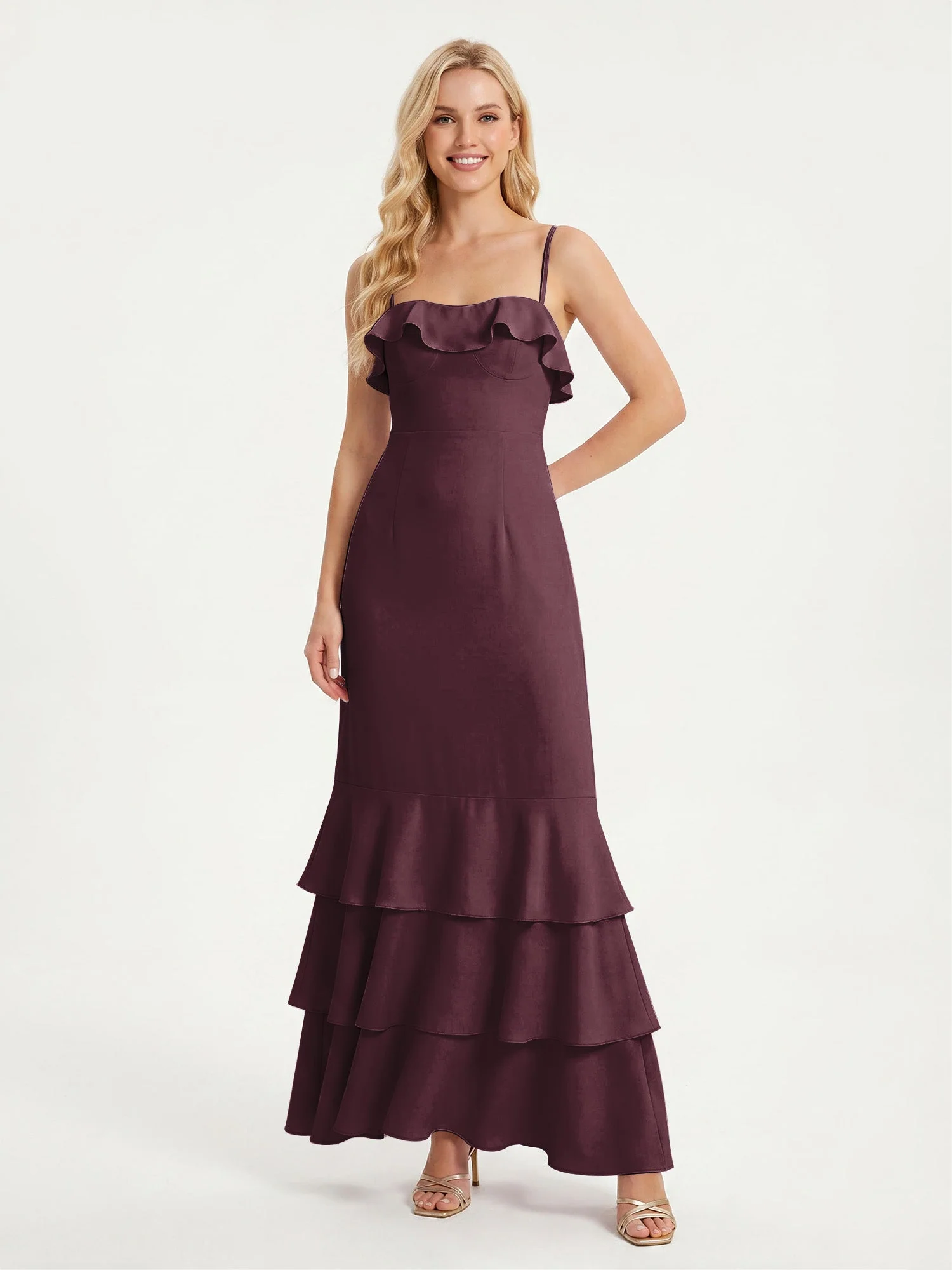Maxikleid mit Spaghettiträgern und Gestuftem Rüschensaum Cabernet