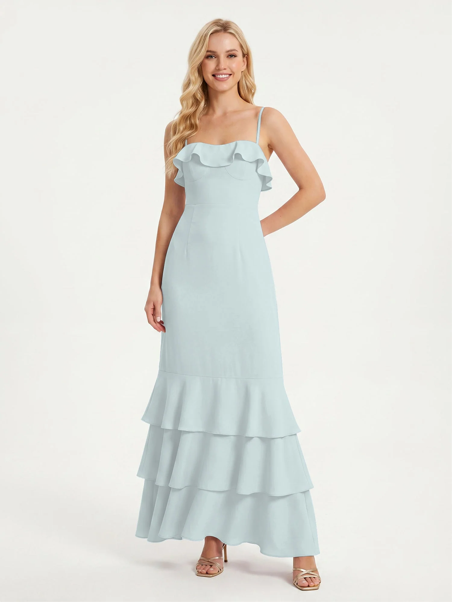 Maxikleid mit Spaghettiträgern und Gestuftem Rüschensaum Nebel