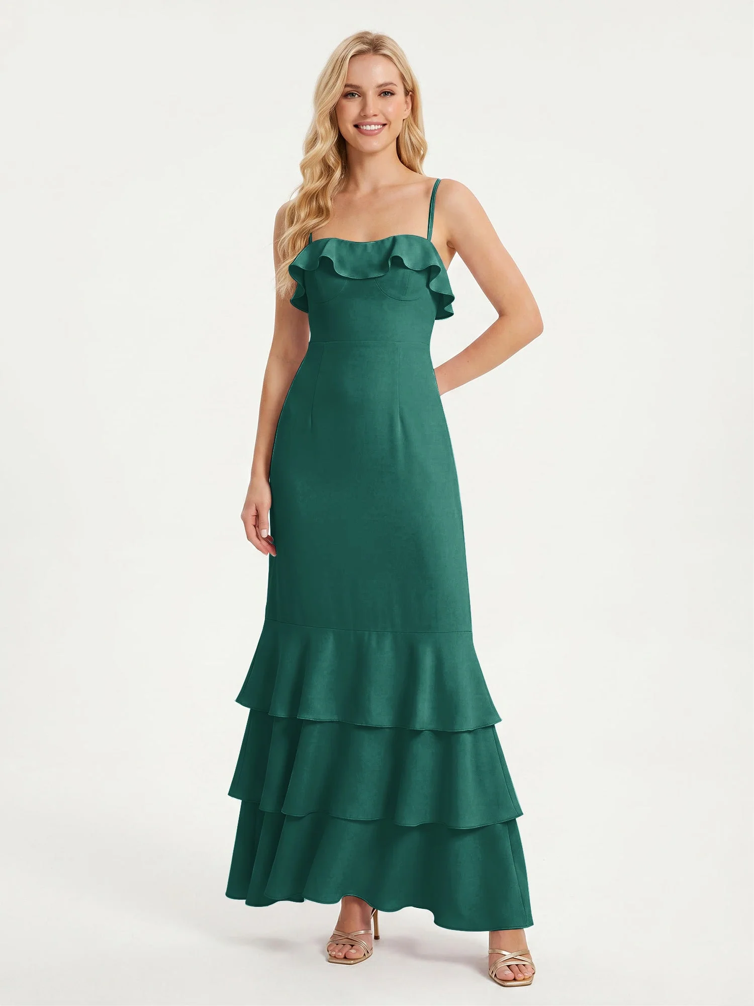 Maxikleid mit Spaghettiträgern und Gestuftem Rüschensaum Pfau