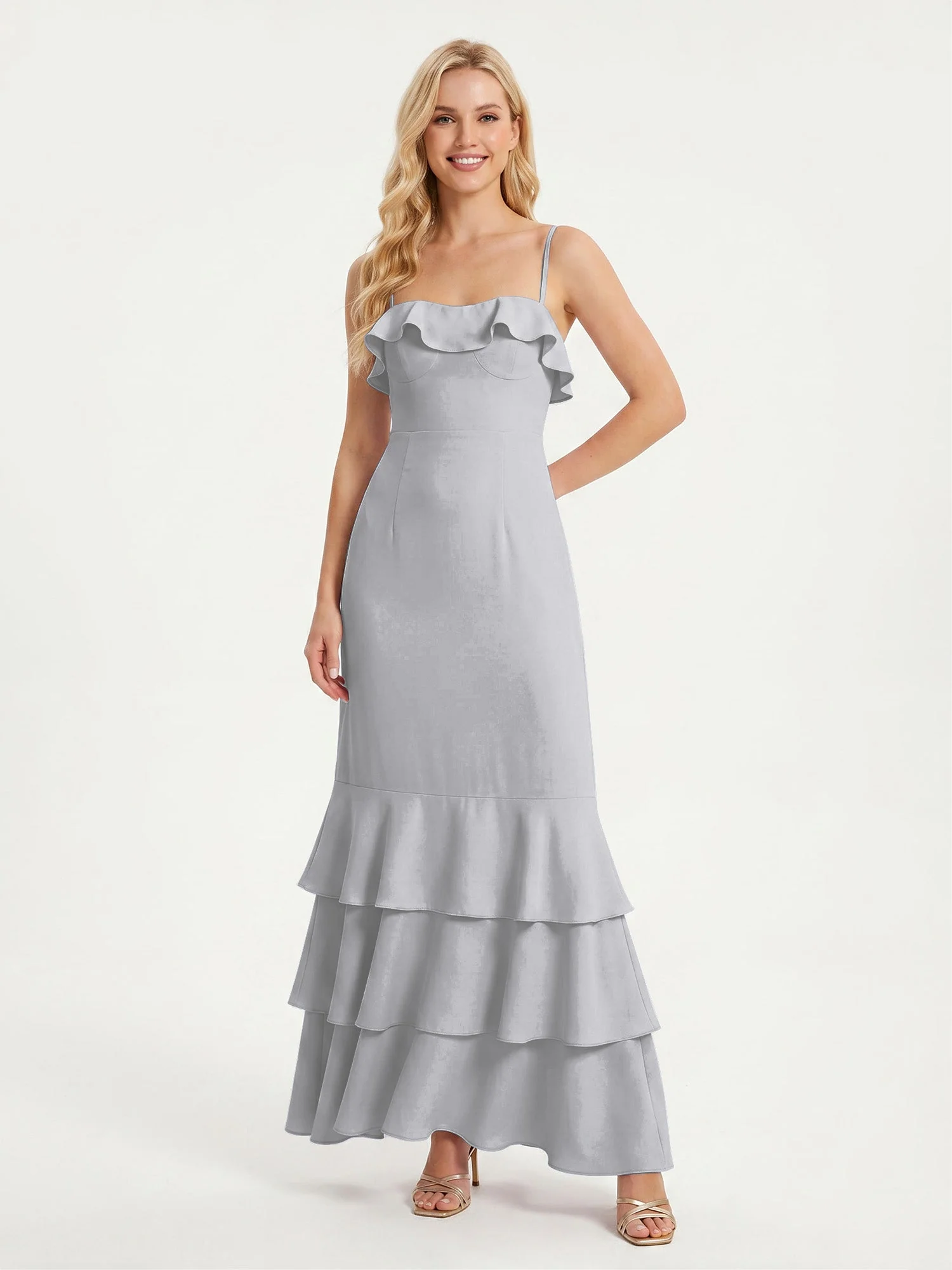 Maxikleid mit Spaghettiträgern und Gestuftem Rüschensaum Silber