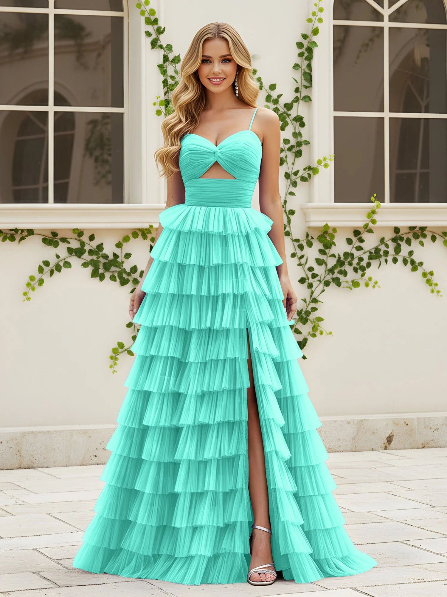 Herzform Ausschnitt Stufen Schleppe Kleid mit Schlitz Spa