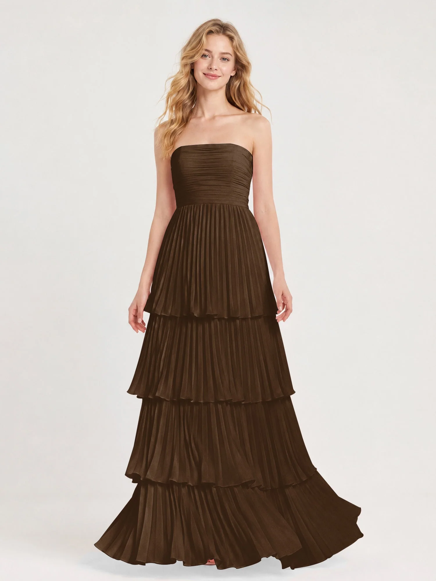 Maxikleid mit Schulterfreiem Oberteil und Akkordeonfalten Braun