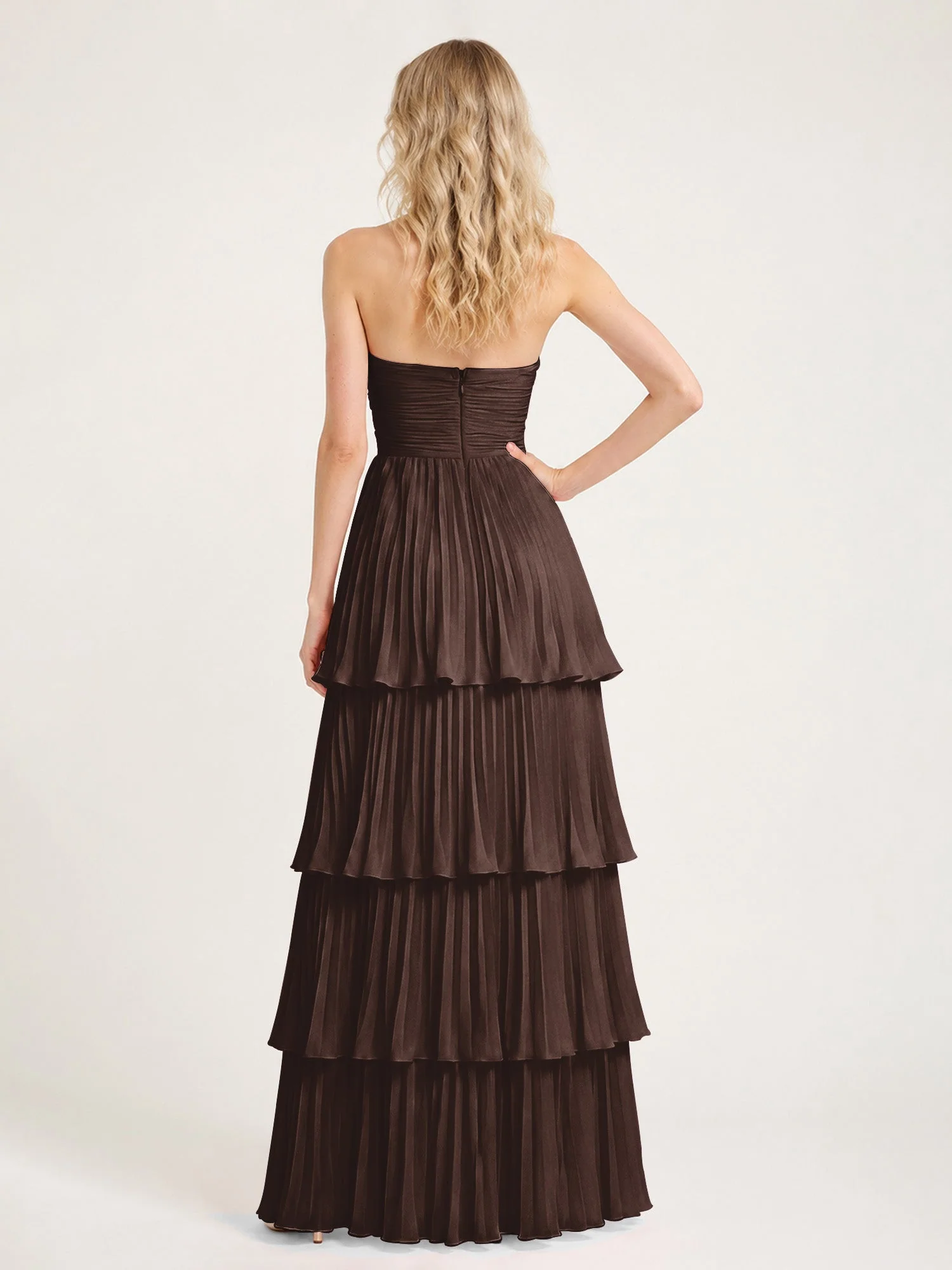 Maxikleid mit Schulterfreiem Oberteil und Akkordeonfalten Schokolade - Image 2