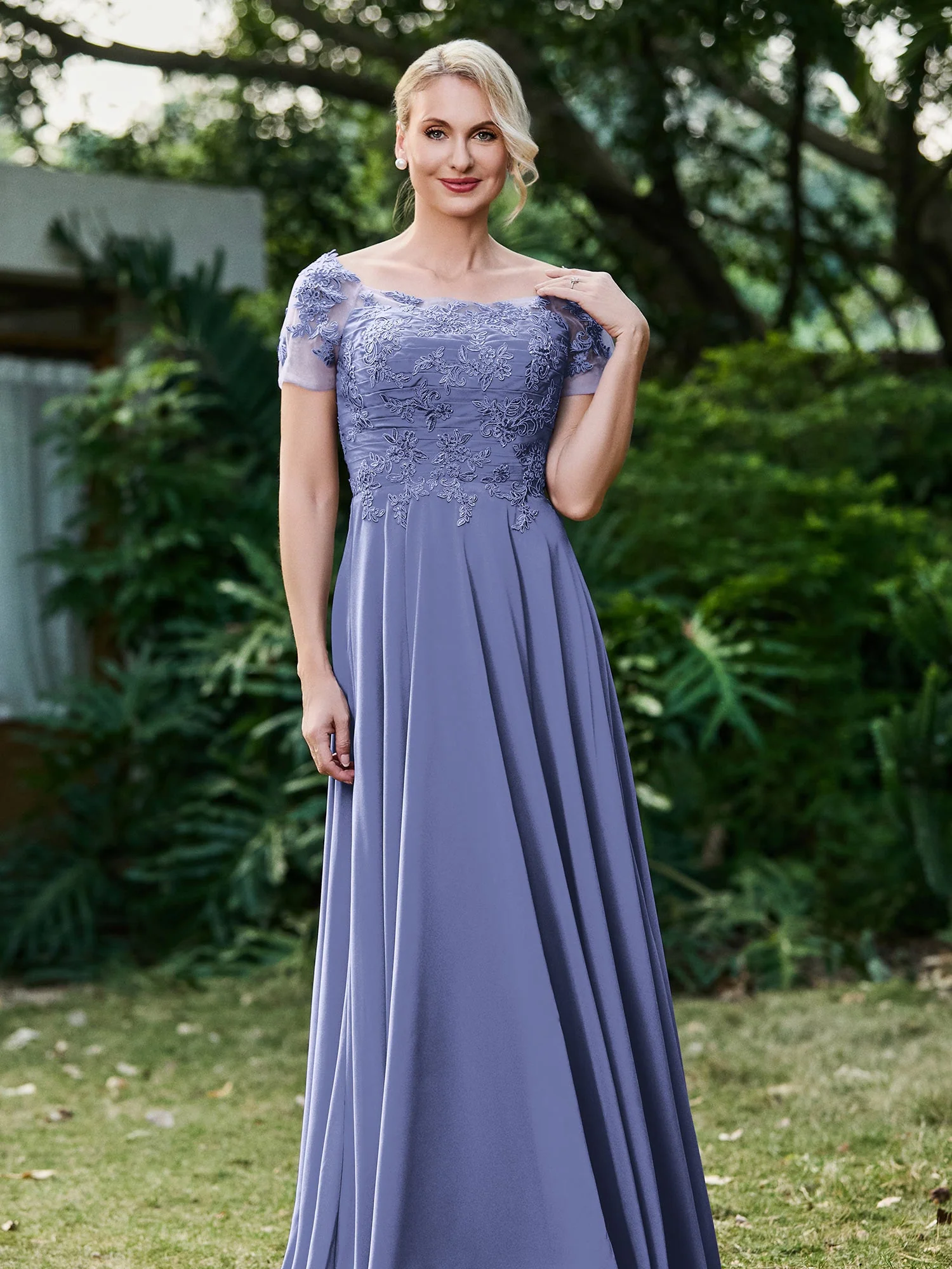 Blumen Applikationen Chiffon Kleid mit Plissee Periwinkleblau
