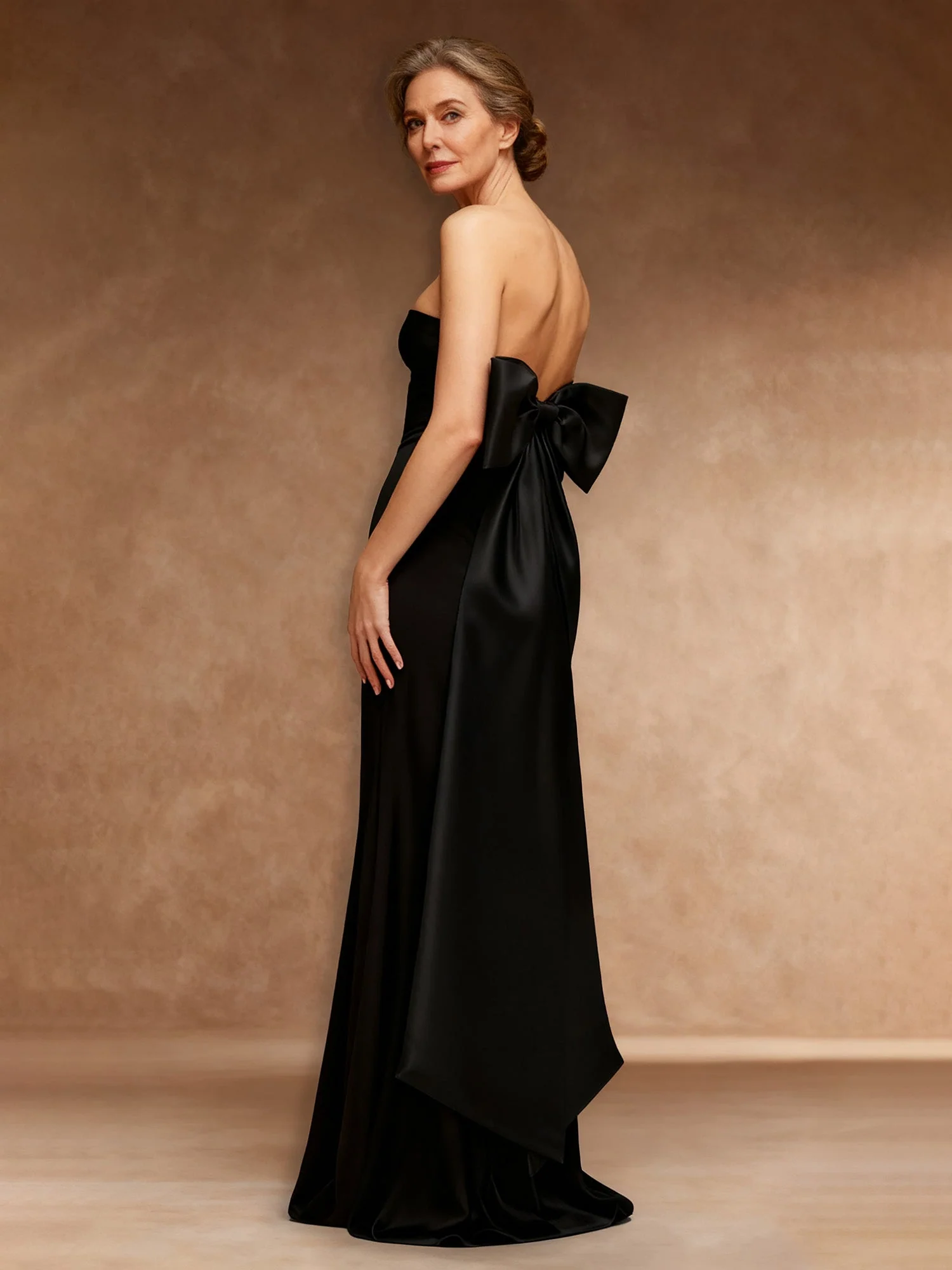 Trägerlos Samt Etui Sweep Schleppe Kleid mit Schleife Traube - Image 2