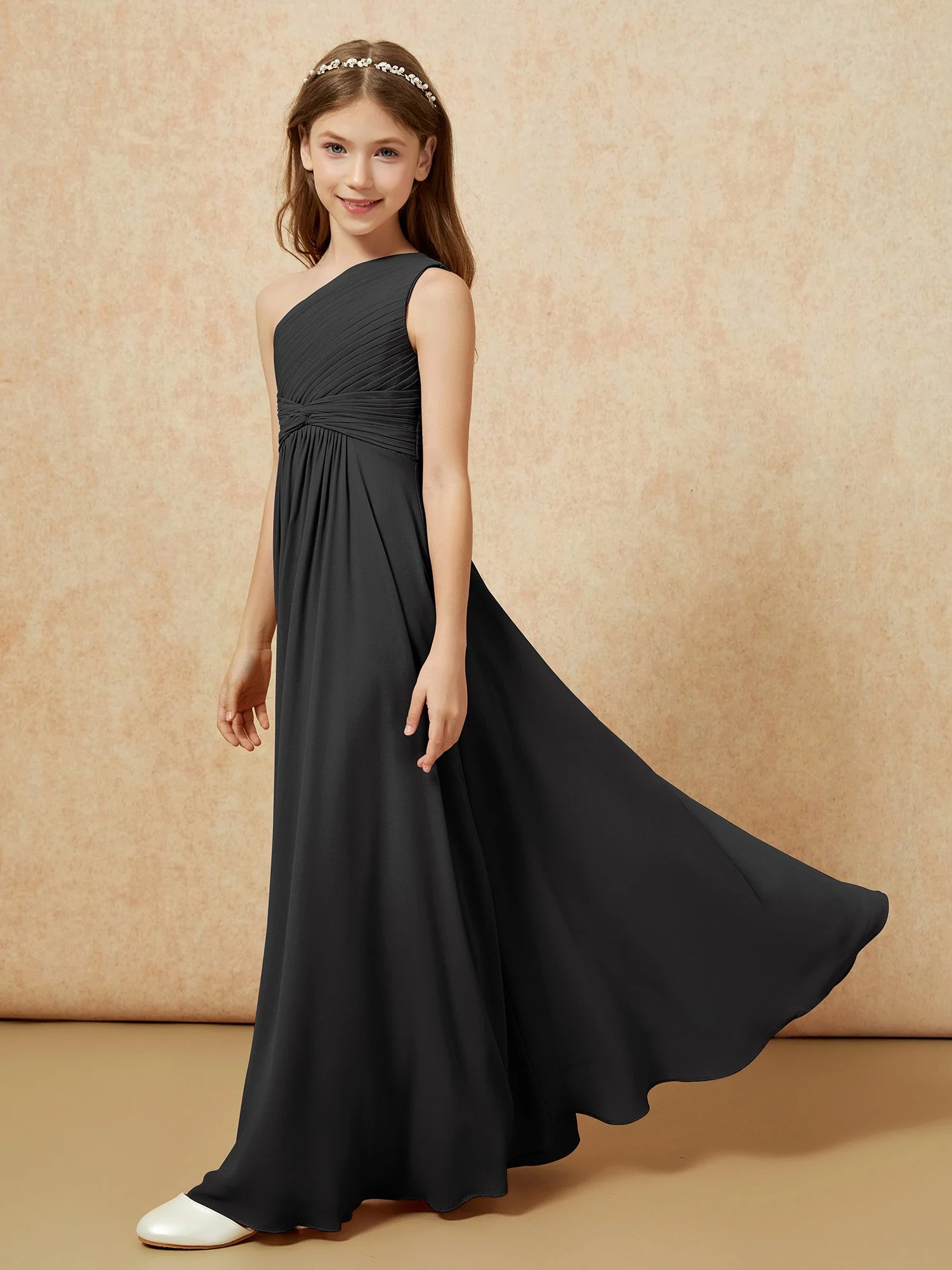Chiffon Plissee Junge Brautjungfernkleid mit Schulterteil Schwarz - Image 3
