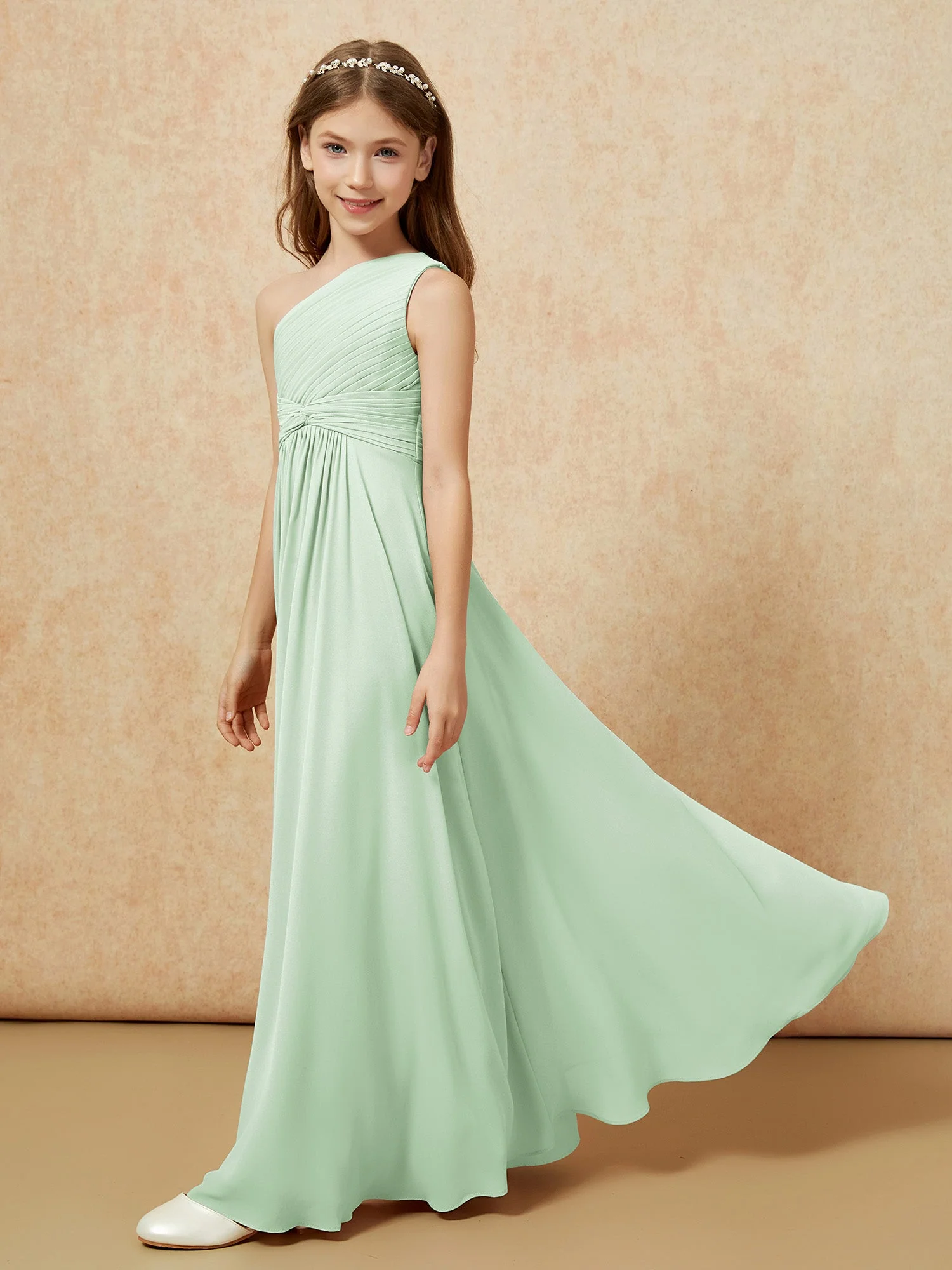 Chiffon Plissee Junge Brautjungfernkleid mit Schulterteil Staubiges Salbei - Image 3