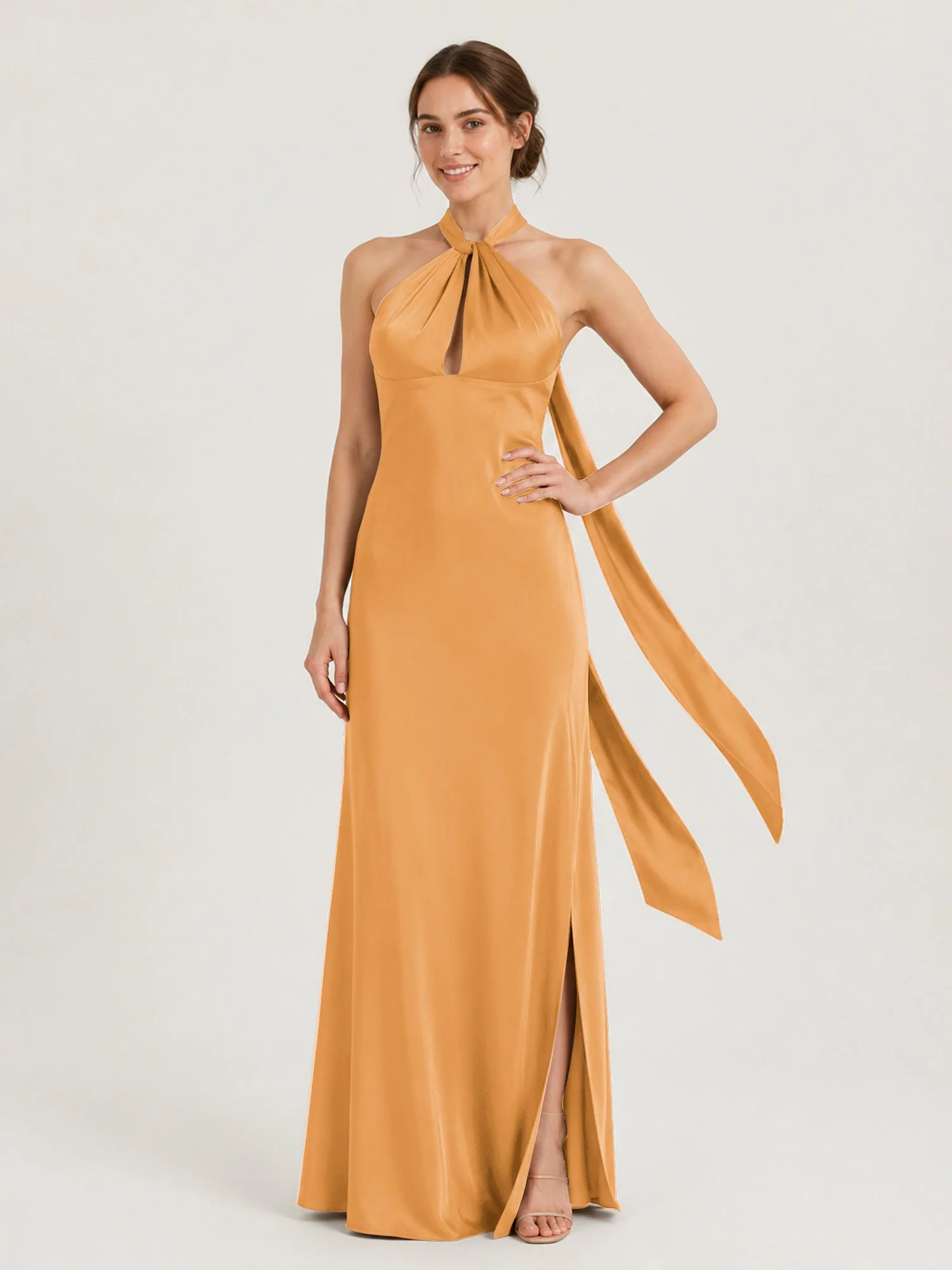 Satin Abendkleid mit Twist Neckholder und Keyhole Detail Mandarine
