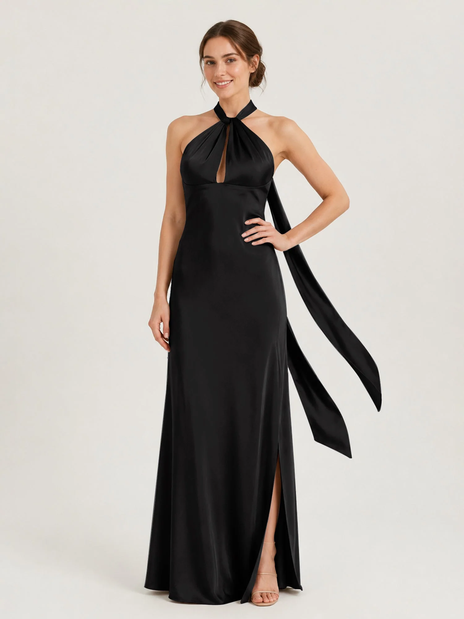 Satin Abendkleid mit Twist Neckholder und Keyhole Detail Schwarz