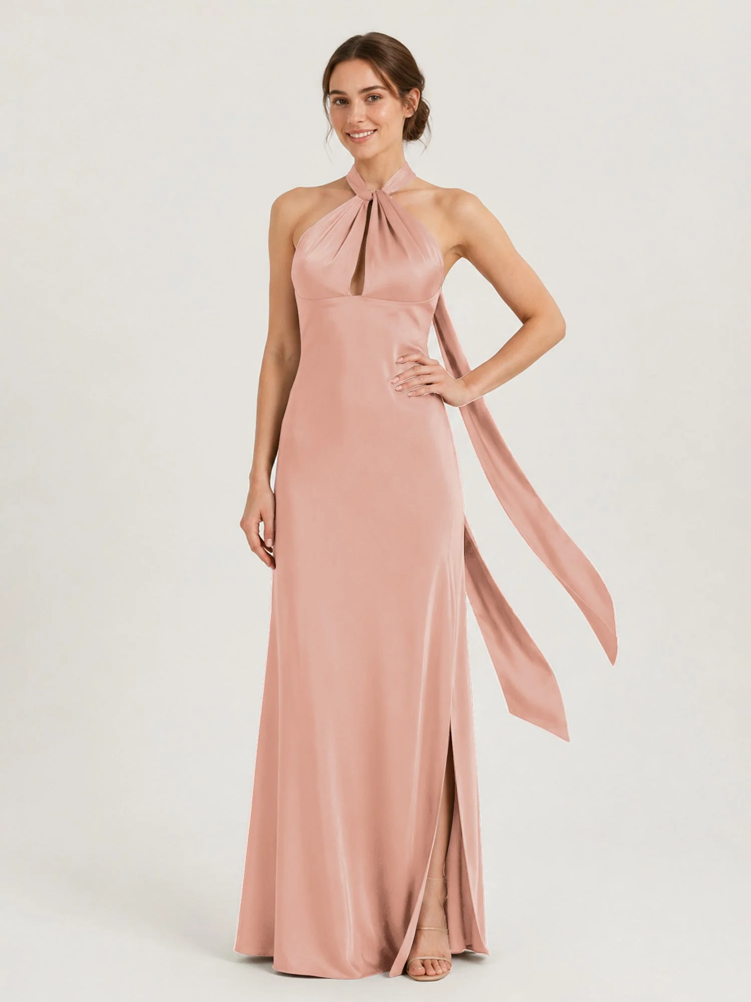 Satin Abendkleid mit Twist Neckholder und Keyhole Detail Zartrosa