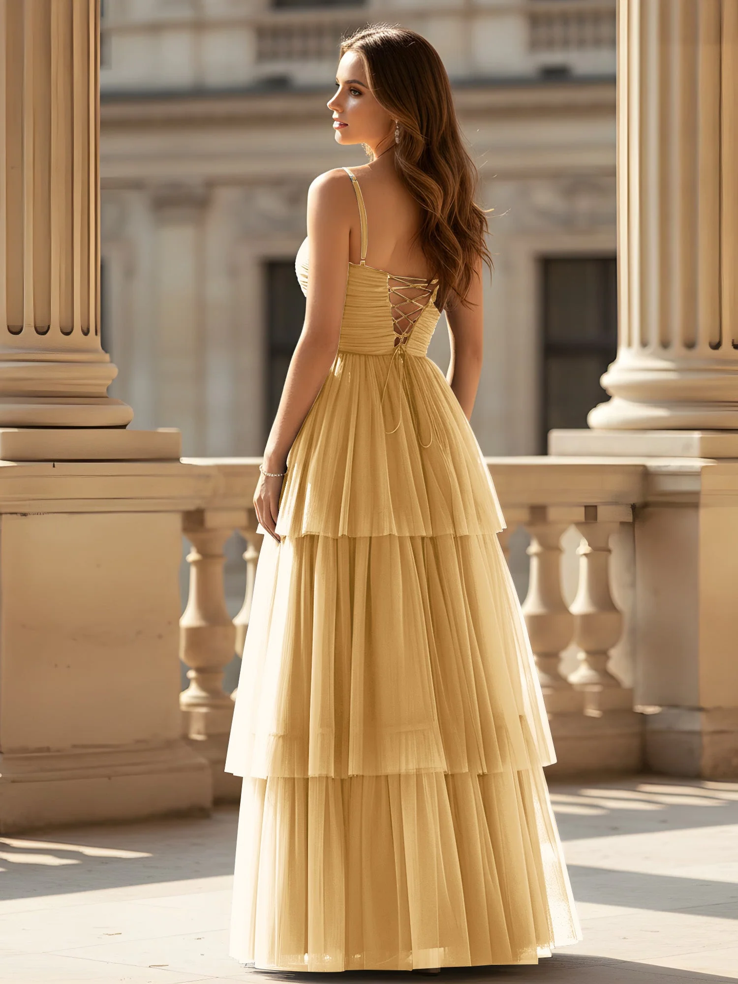Gerafft Oberteil Stufen Tüll Kleid mit hohem Schlitz Gold - Image 2