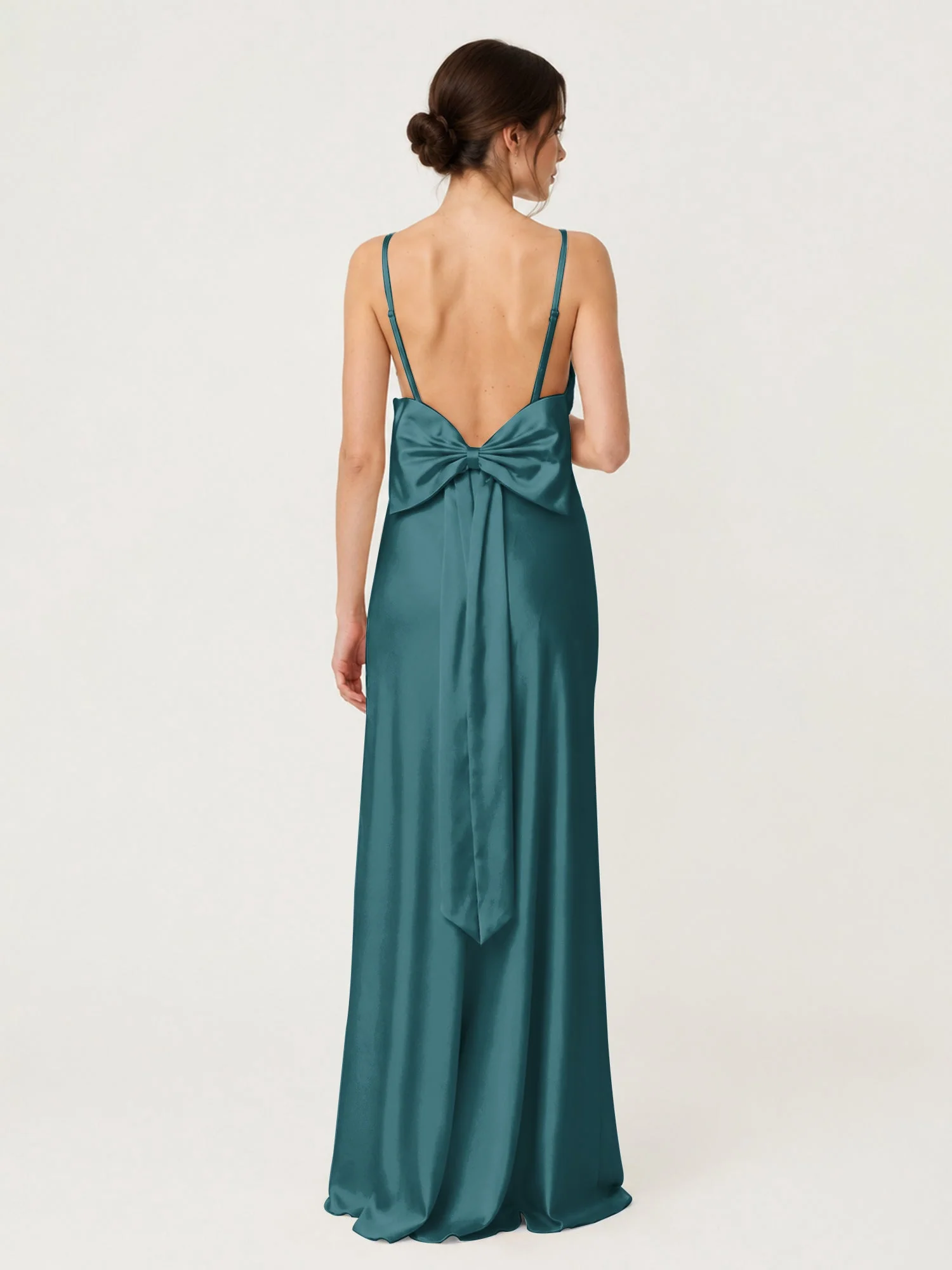 Satin Maxikleid mit Spaghettiträgern und Schleifendetail am Rücken Pfau - Image 2