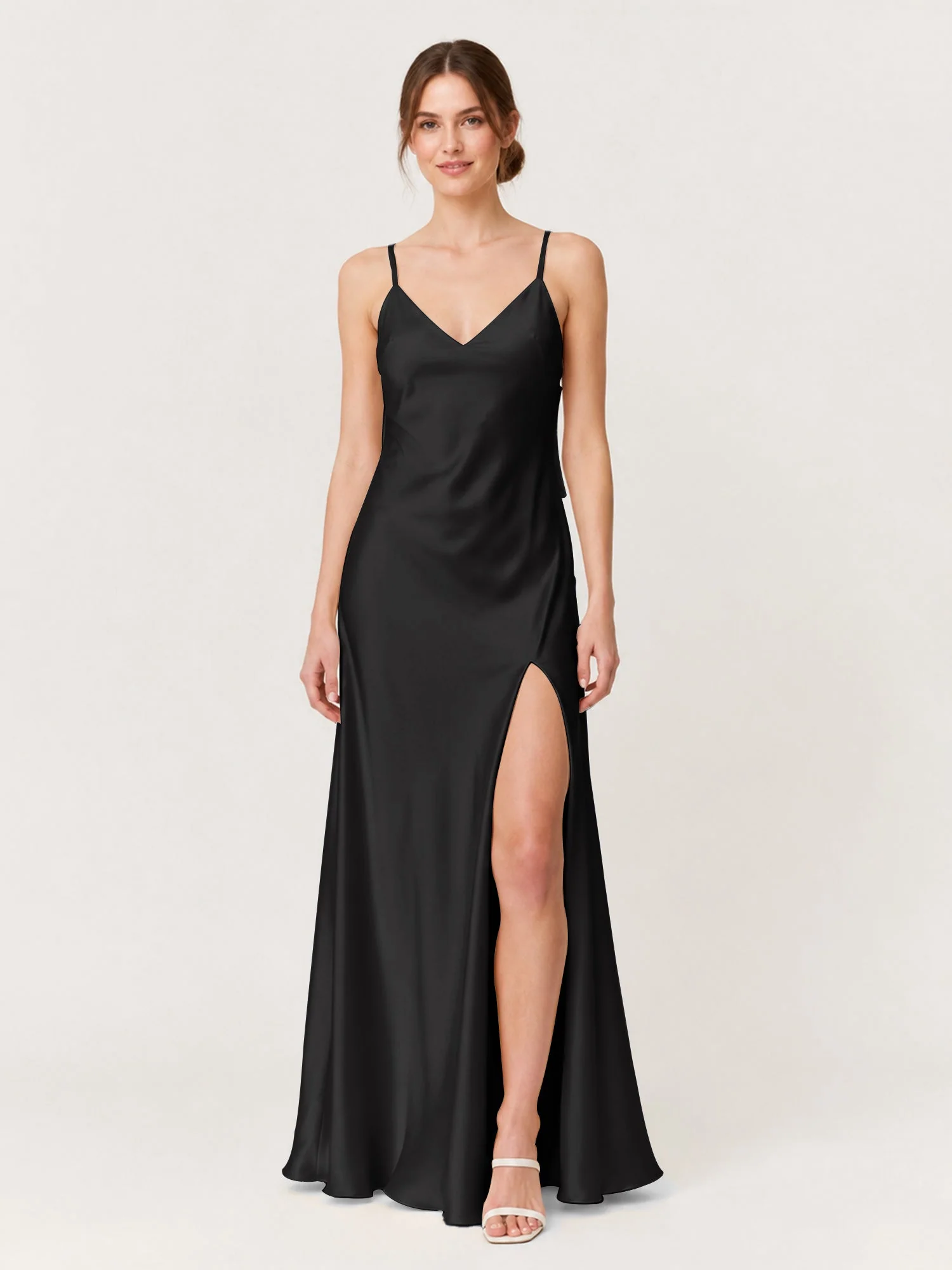 Satin Maxikleid mit Spaghettiträgern und Schleifendetail am Rücken Schwarz
