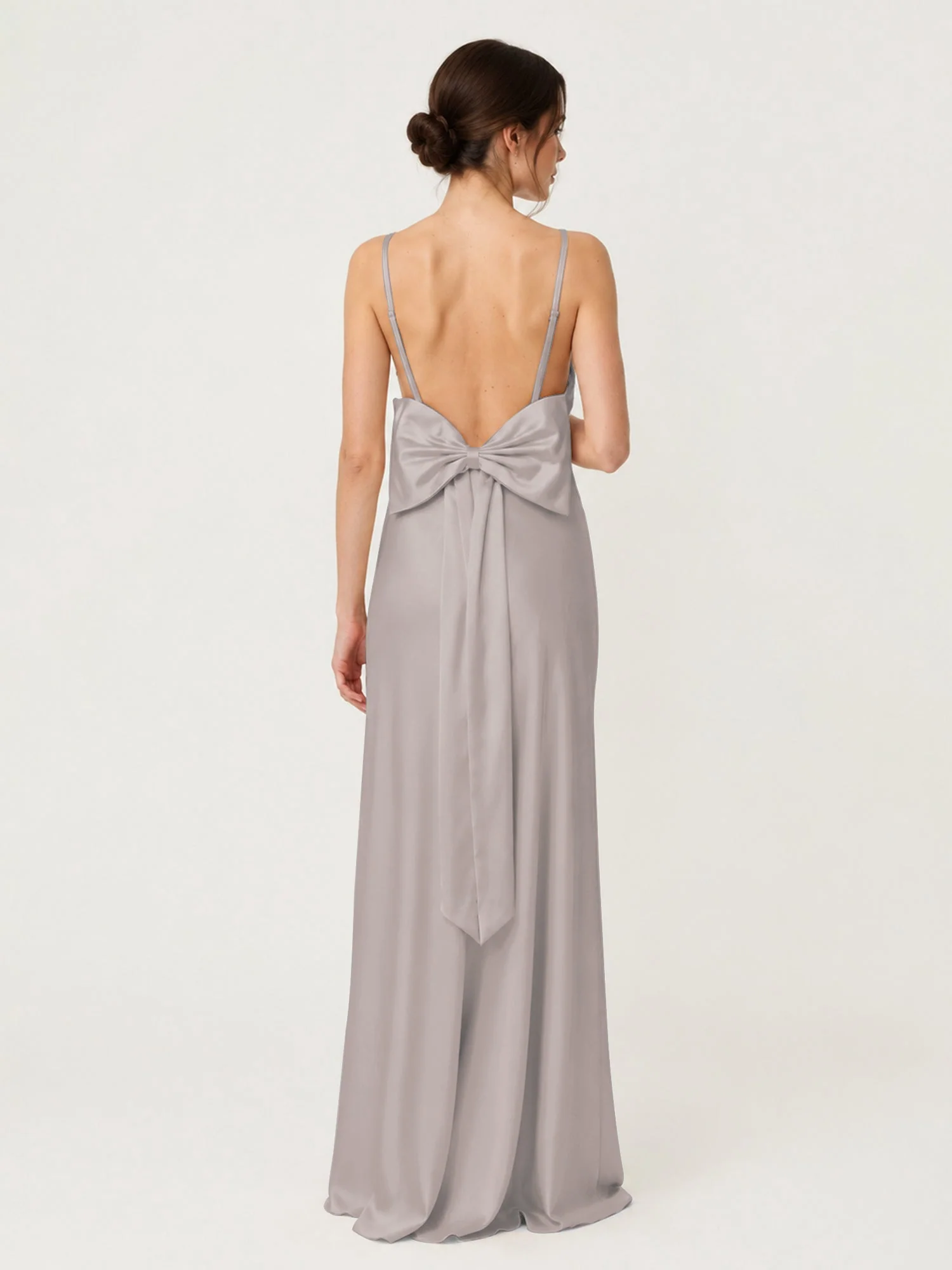 Satin Maxikleid mit Spaghettiträgern und Schleifendetail am Rücken Silber - Image 2