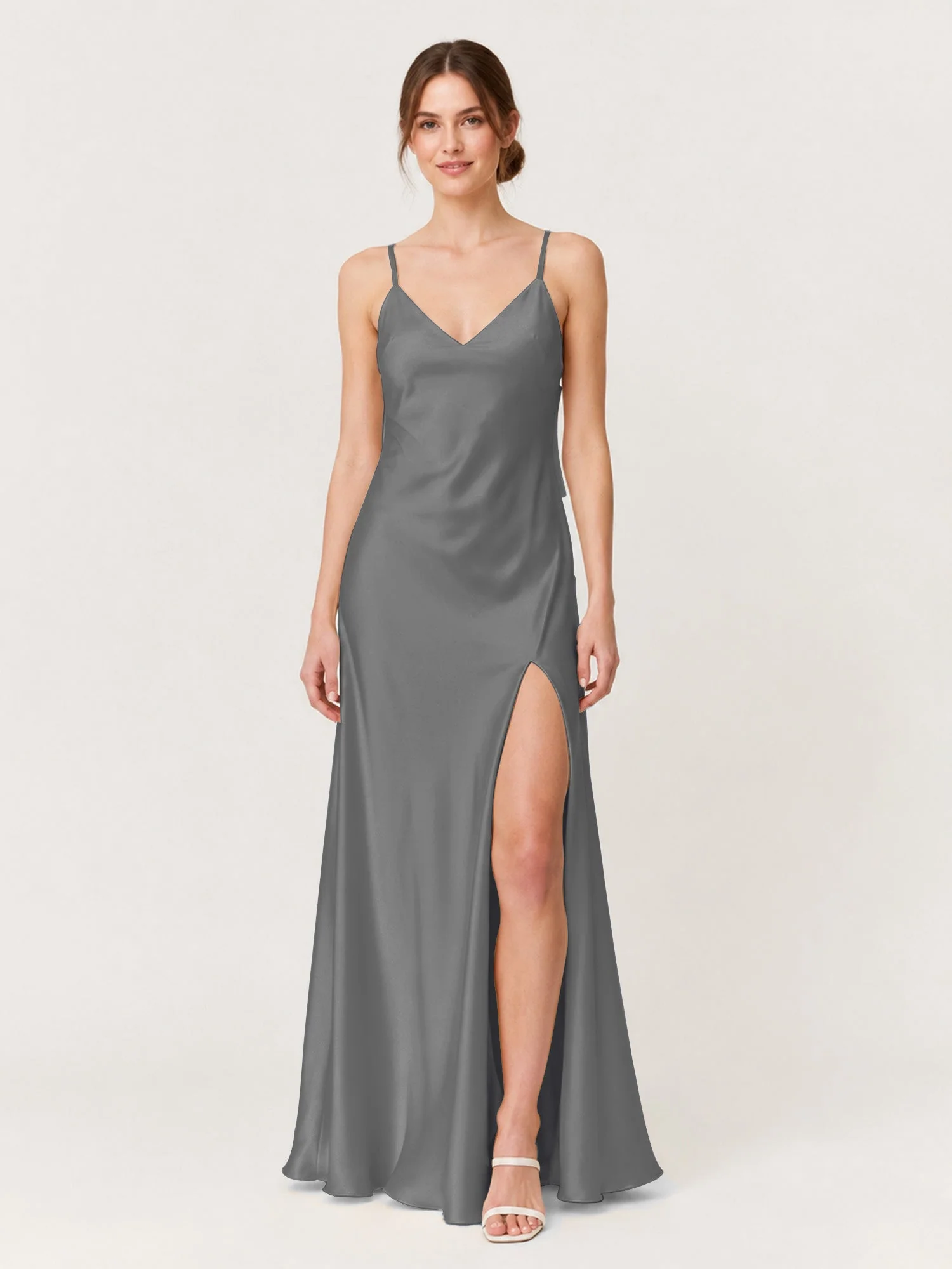 Satin Maxikleid mit Spaghettiträgern und Schleifendetail am Rücken Stahlgrau