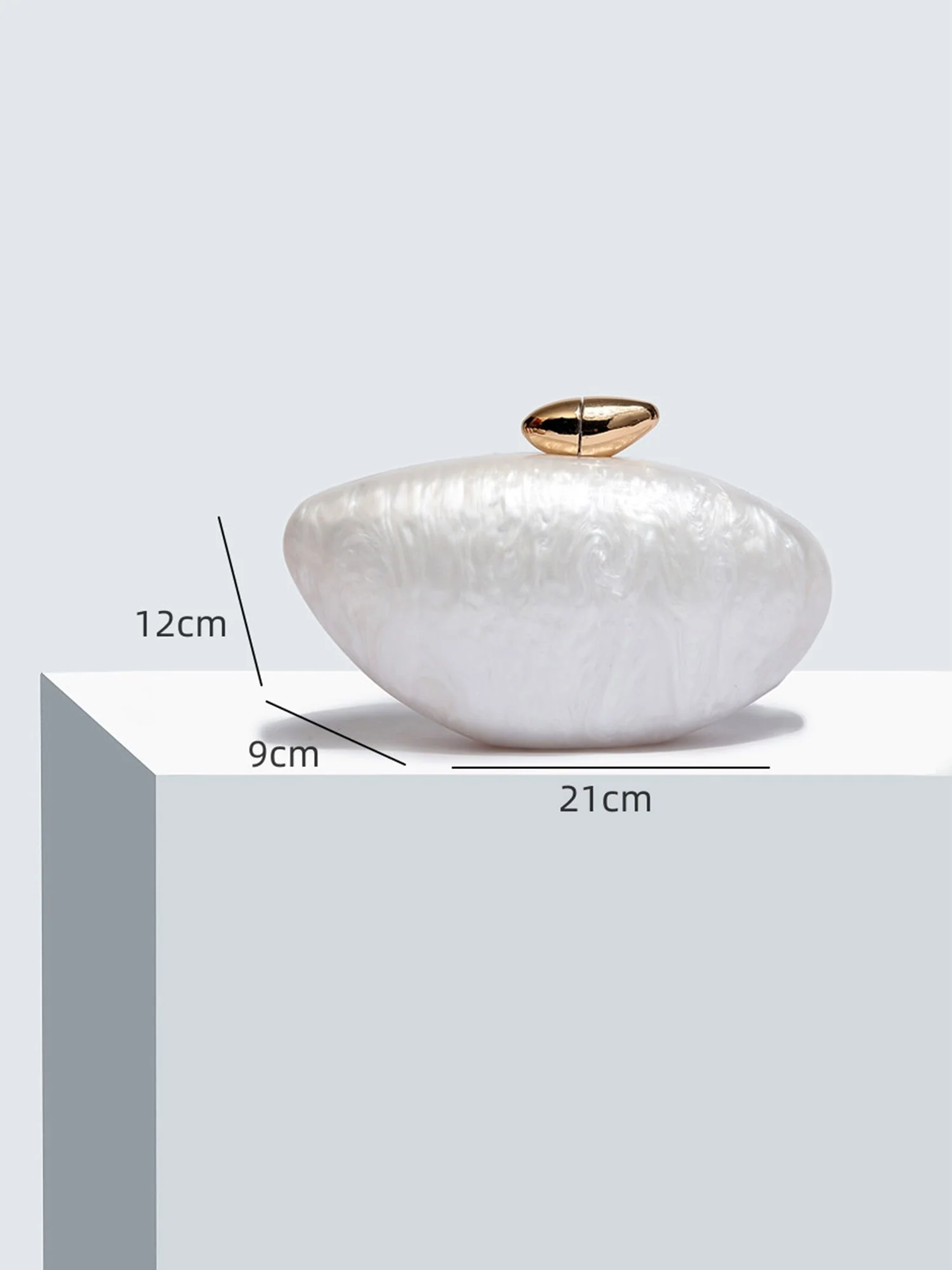 Glänzende Acryl-Schultertasche in Eierform - Image 9