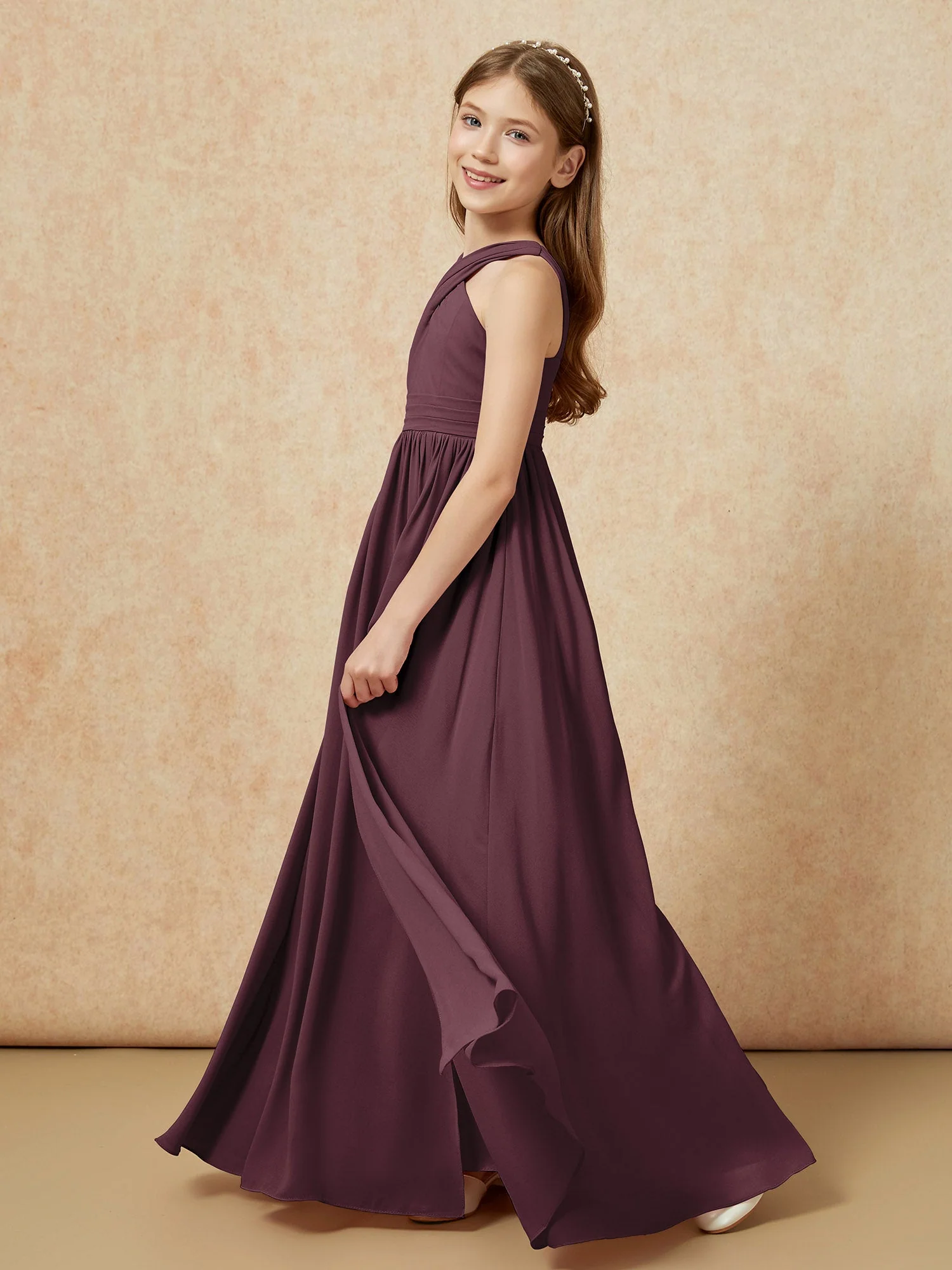 Griechischer Ausschnitt Chiffon Junge Brautjungfernkleider mit Schlitz Cabernet - Image 3