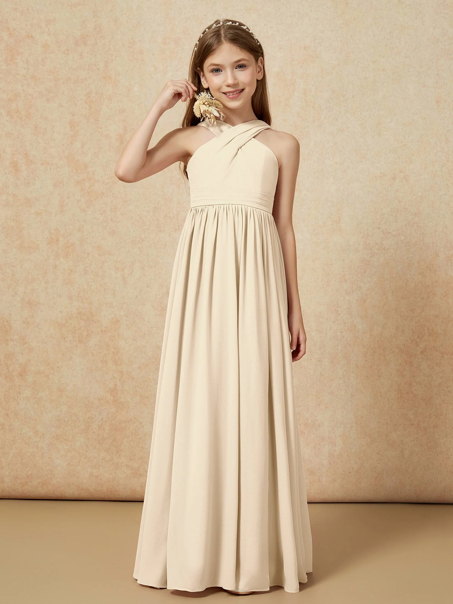 Griechischer Ausschnitt Chiffon Junge Brautjungfernkleider mit Schlitz Champagner