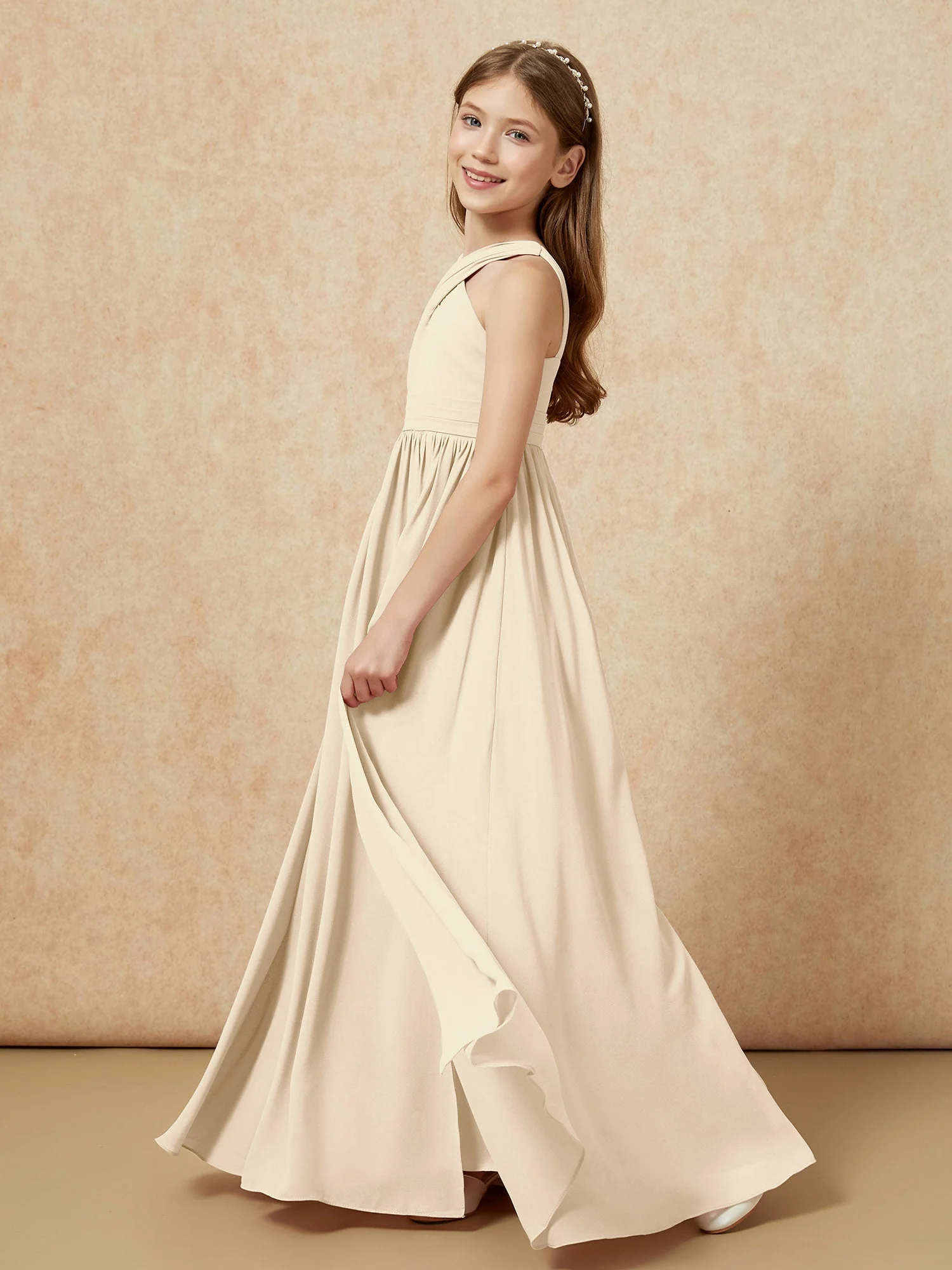 Griechischer Ausschnitt Chiffon Junge Brautjungfernkleider mit Schlitz Champagner - Image 3
