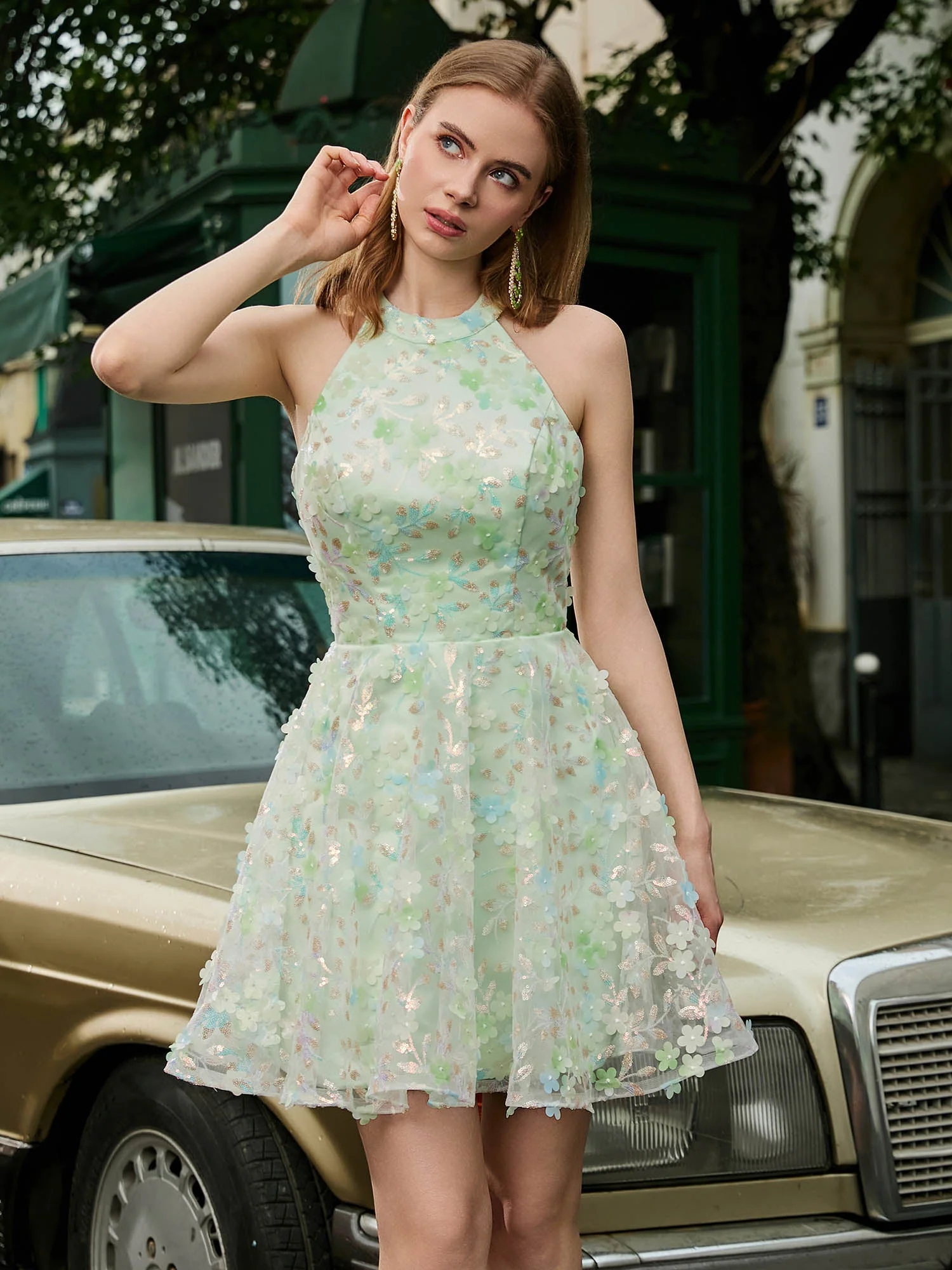 Halter-Kleid mit Blumenapplikationen und Perlen Salbei - Image 4