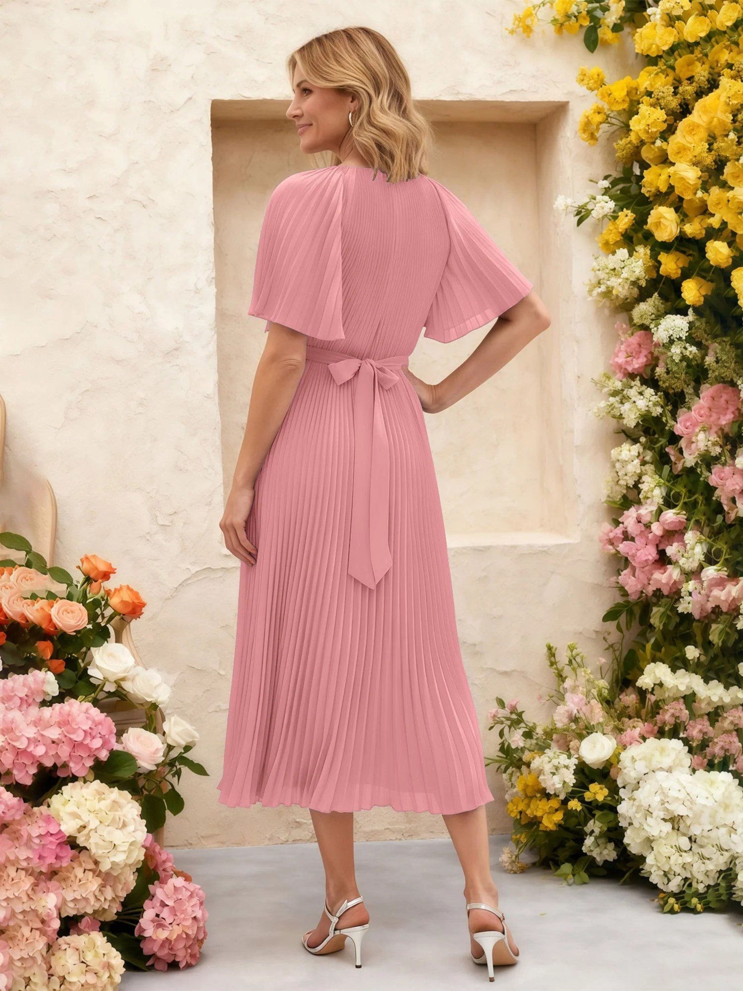 Chiffon Plissee Midi Kleid mit Blumen Taille Detail Flamingo - Image 2