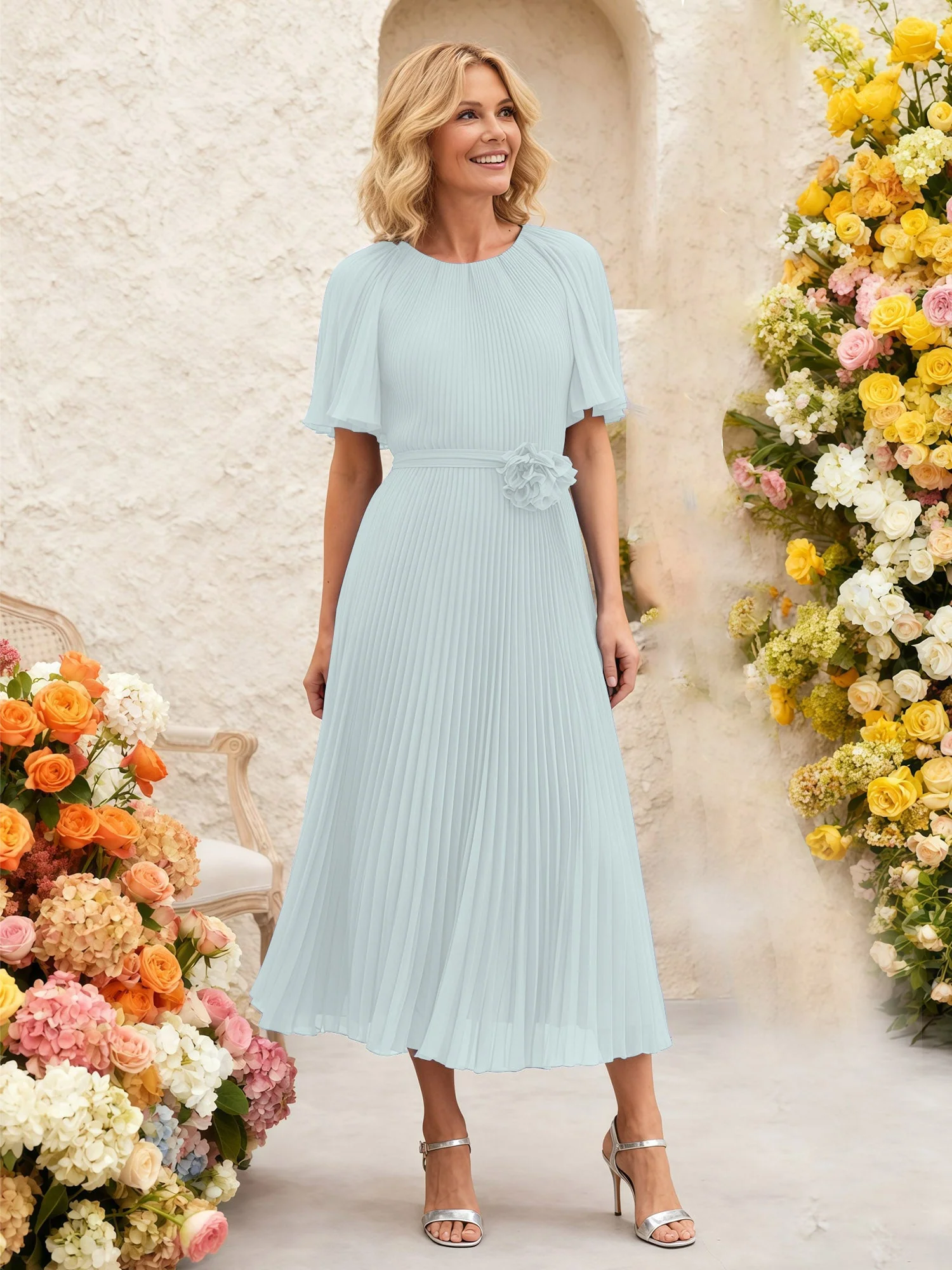 Chiffon Plissee Midi Kleid mit Blumen Taille Detail Nebel