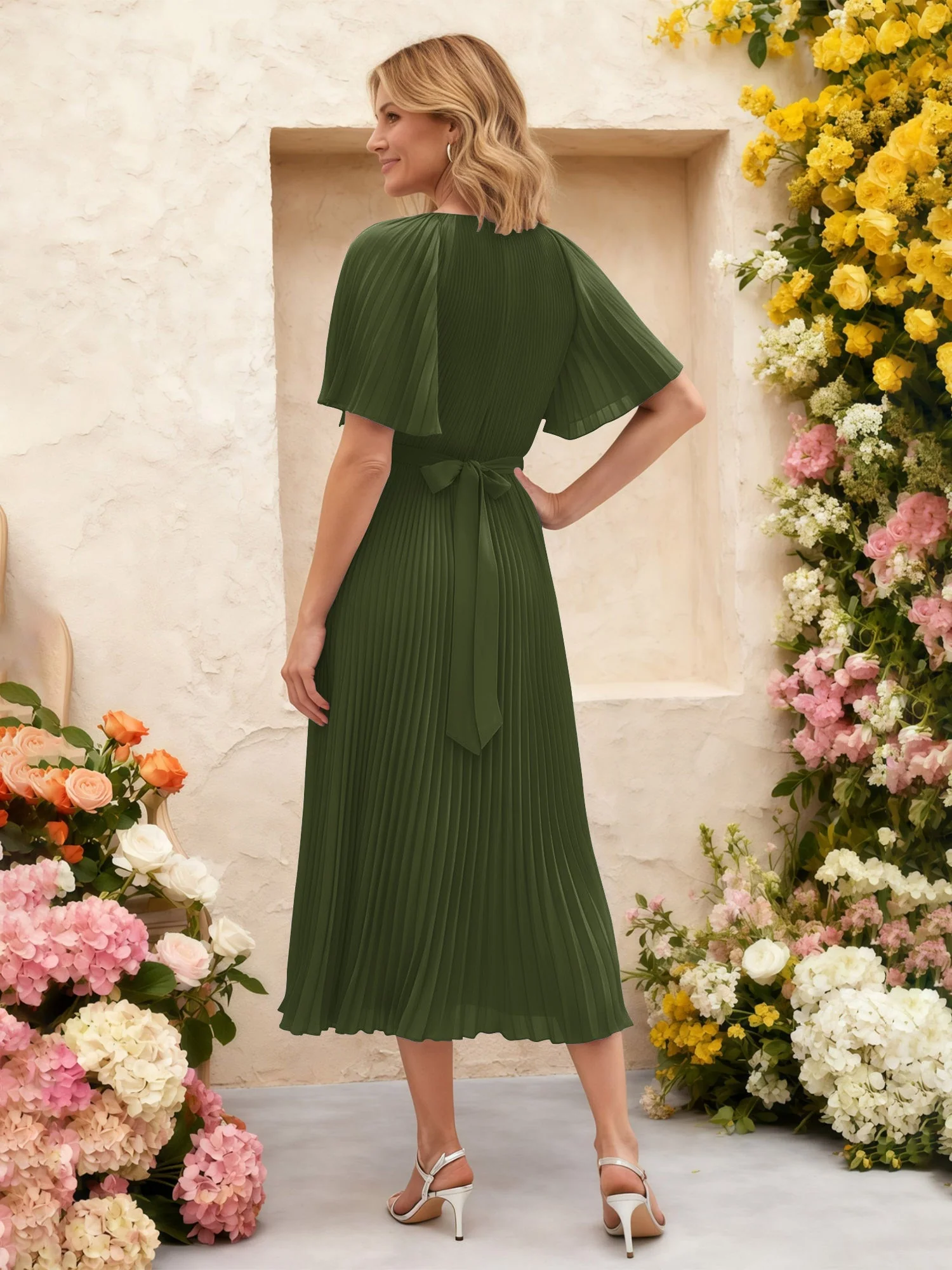 Chiffon Plissee Midi Kleid mit Blumen Taille Detail Olivgrün - Image 2