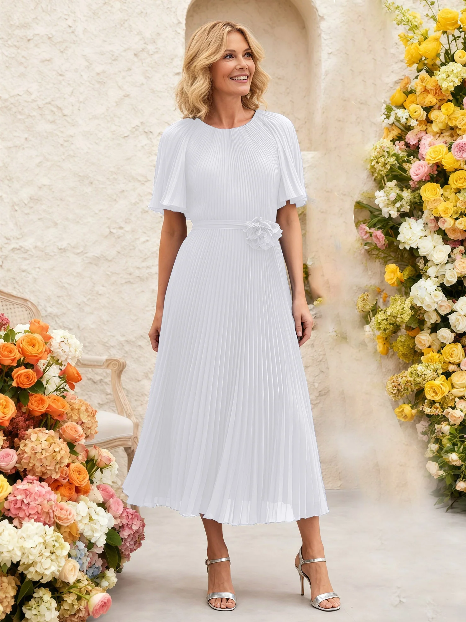 Chiffon Plissee Midi Kleid mit Blumen Taille Detail Weiß