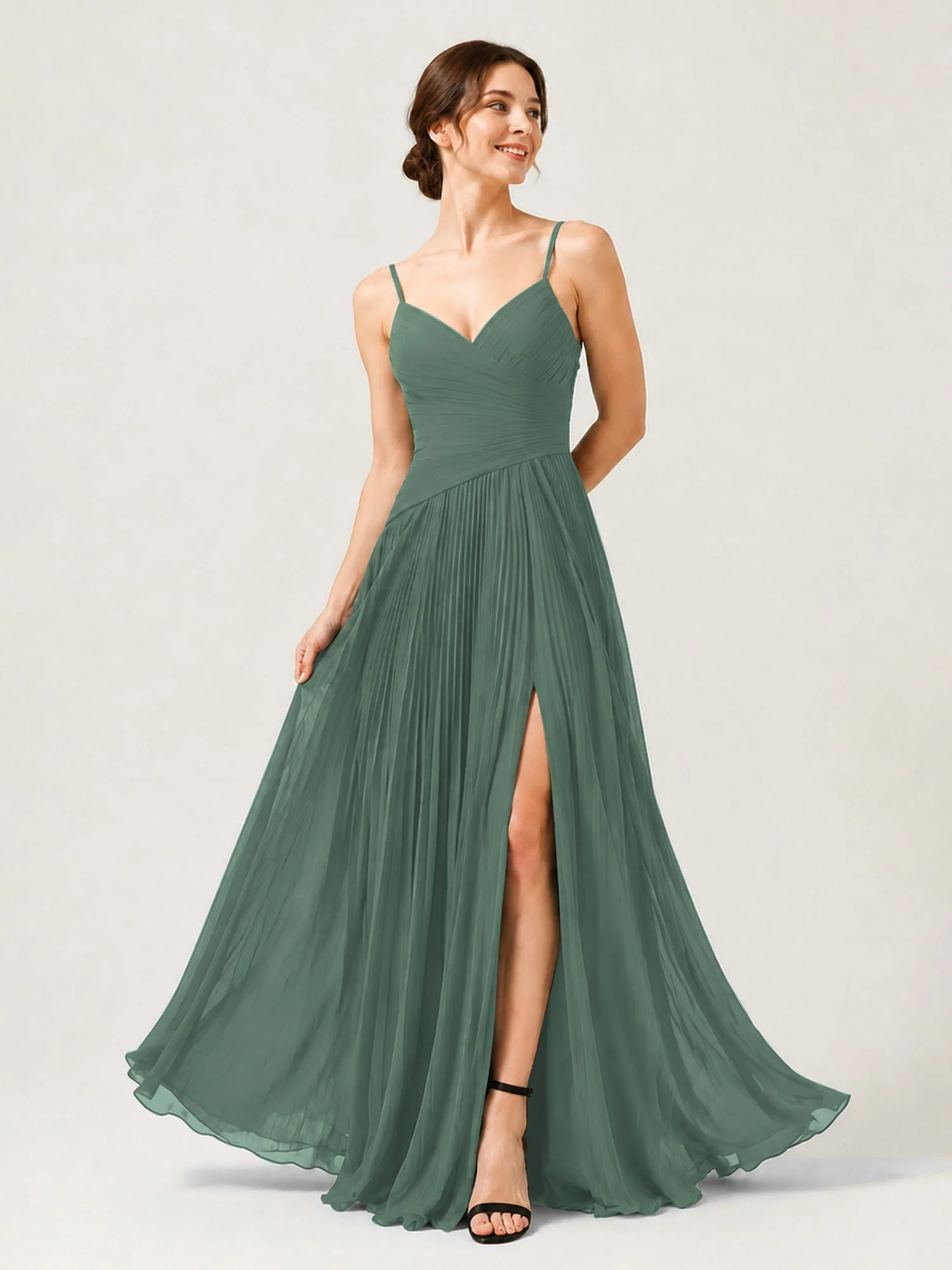 Plissiertes Chiffon Trägerkleid mit Gerafftem Wickeloberteil Eukalyptus