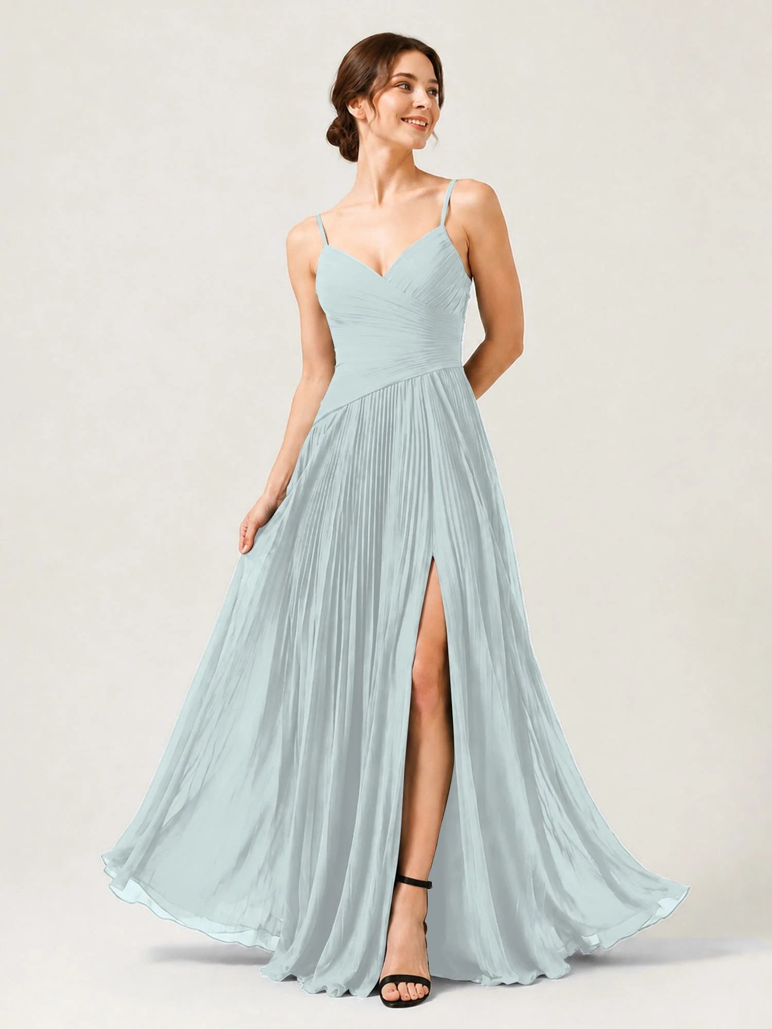 Plissiertes Chiffon Trägerkleid mit Gerafftem Wickeloberteil Nebel