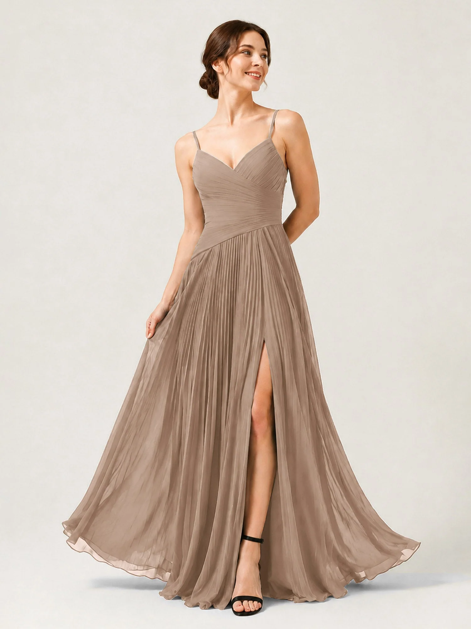 Plissiertes Chiffon Trägerkleid mit Gerafftem Wickeloberteil Taupe