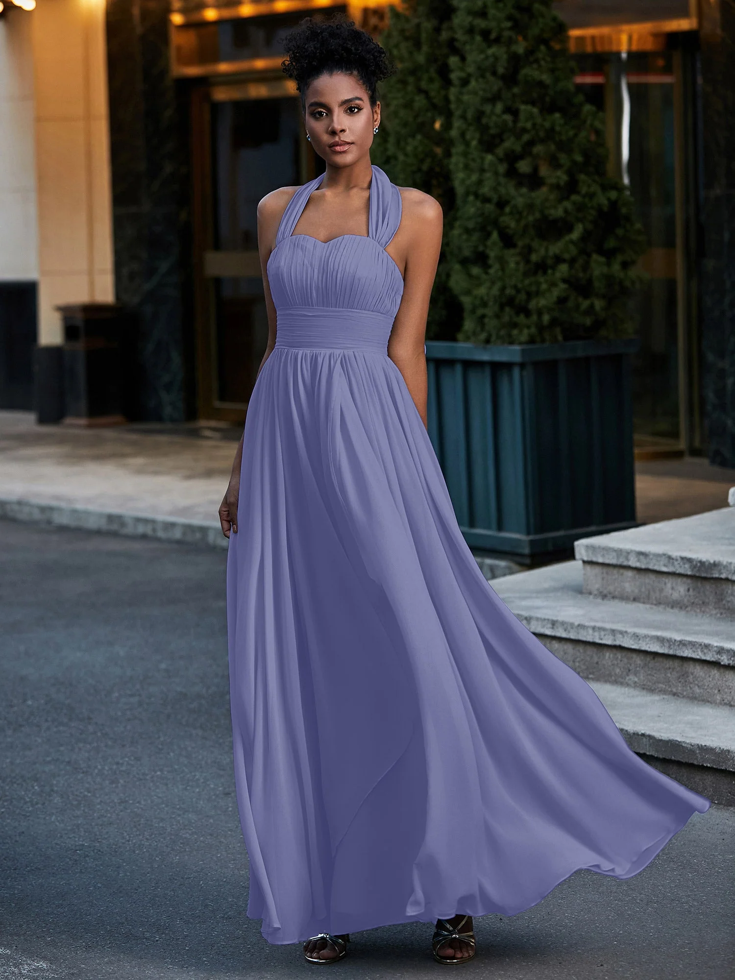 Neckholder Chiffon Kleider mit Cascade Rock Periwinkleblau