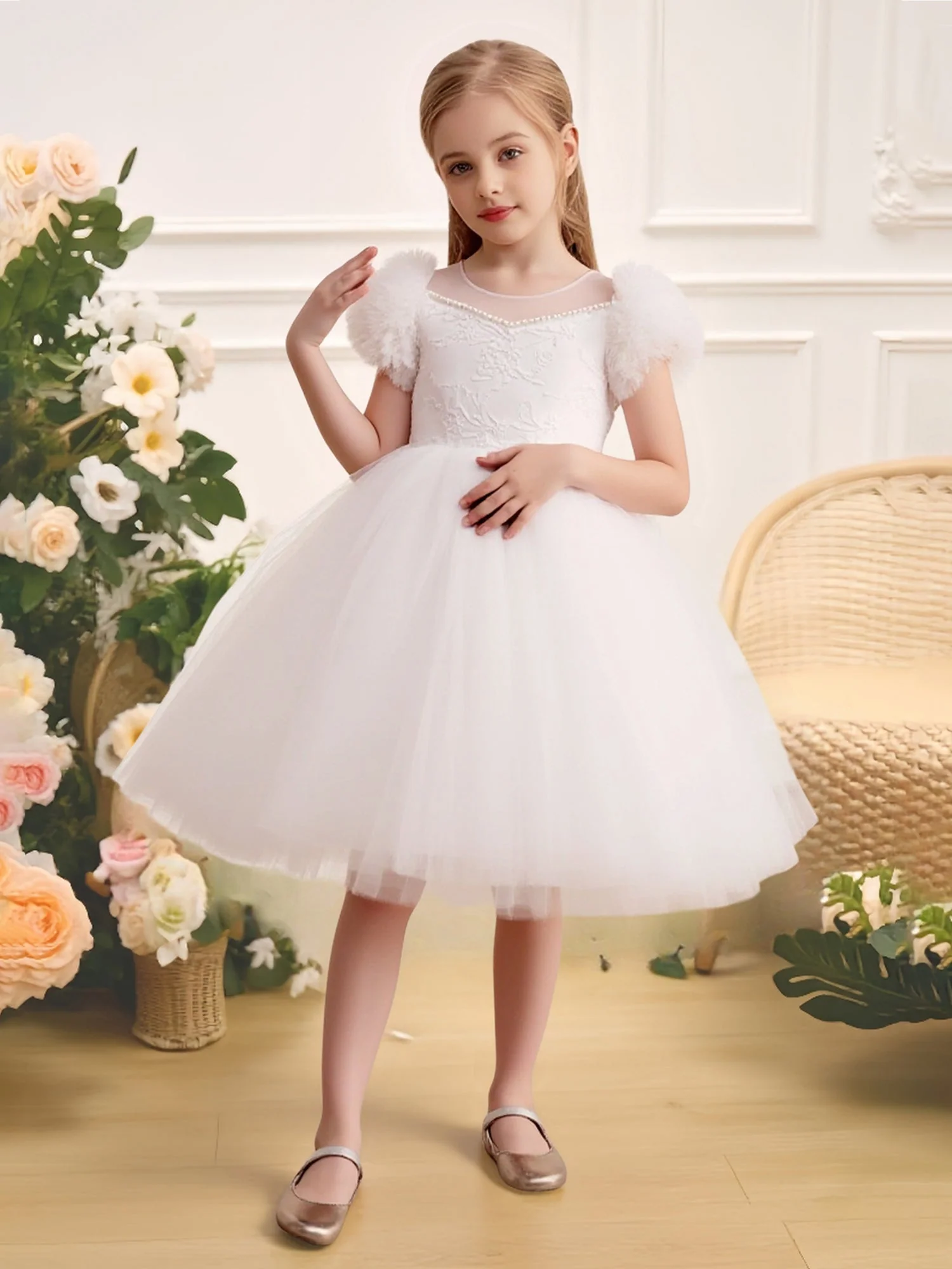 Perlen Trim Puff Ärmel Rücken Schleife Tüll Blumenmädchen Kleid Weiß