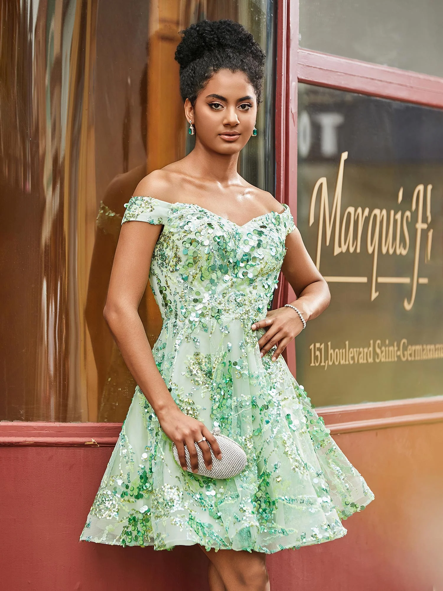 Pailletten A-Linie Schulterfreies kurzes HOCO Kleid Salbei - Image 5
