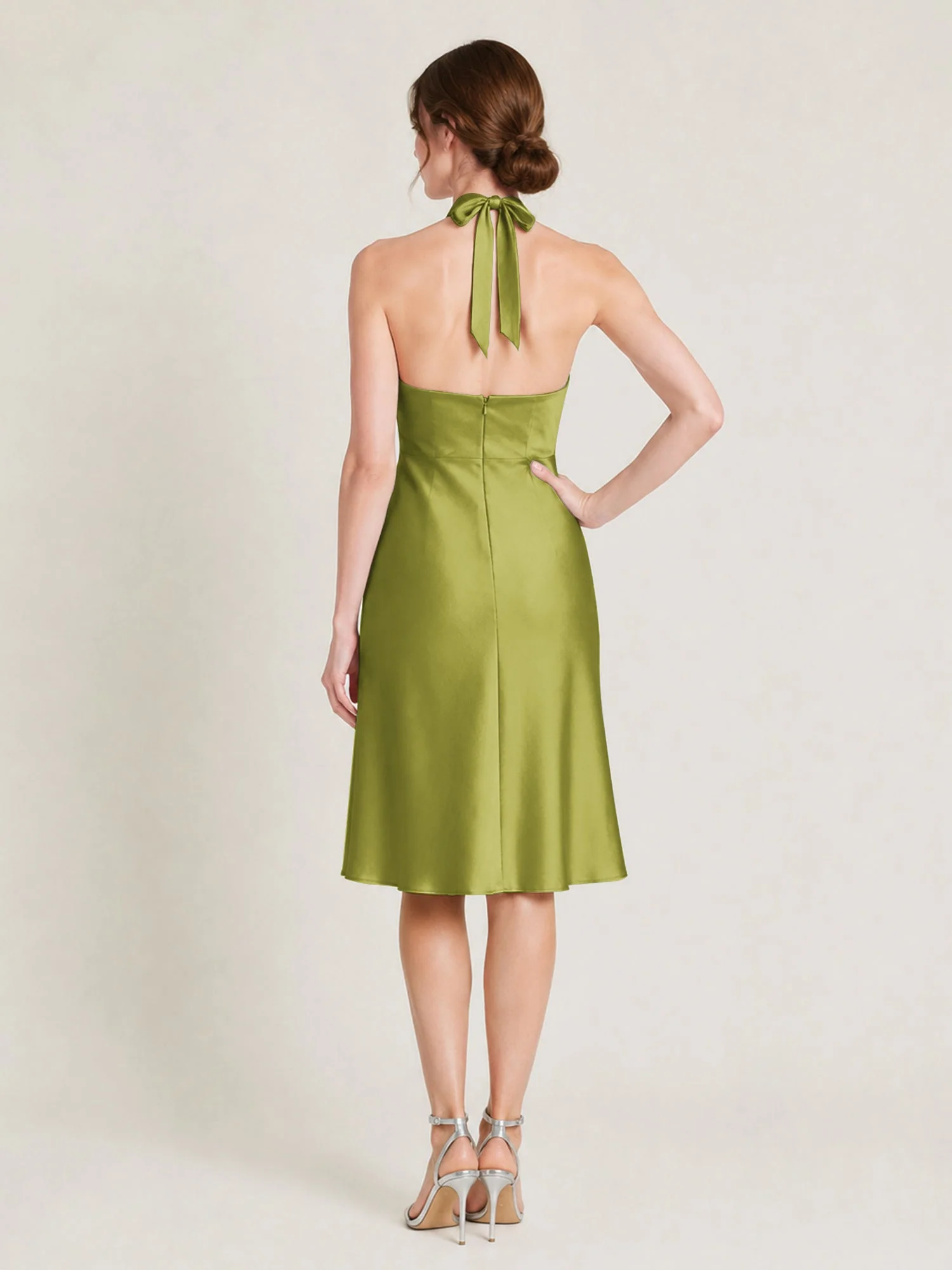 Knielanges Satin A-Linien Kleid mit Offenem Rücken Kleegrün - Image 2