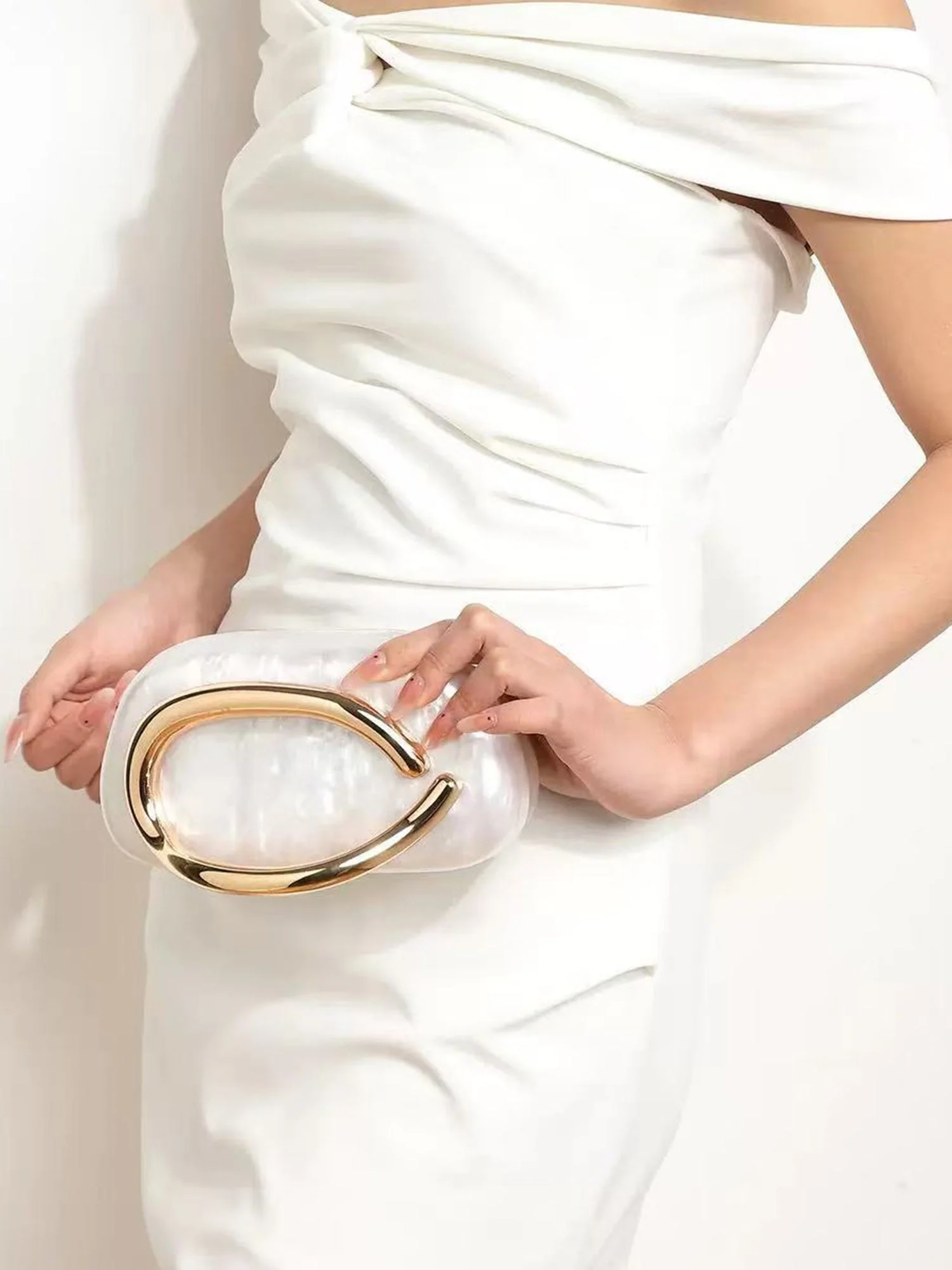 Perlmutt-Acryl Vintage-Clutch - Image 8