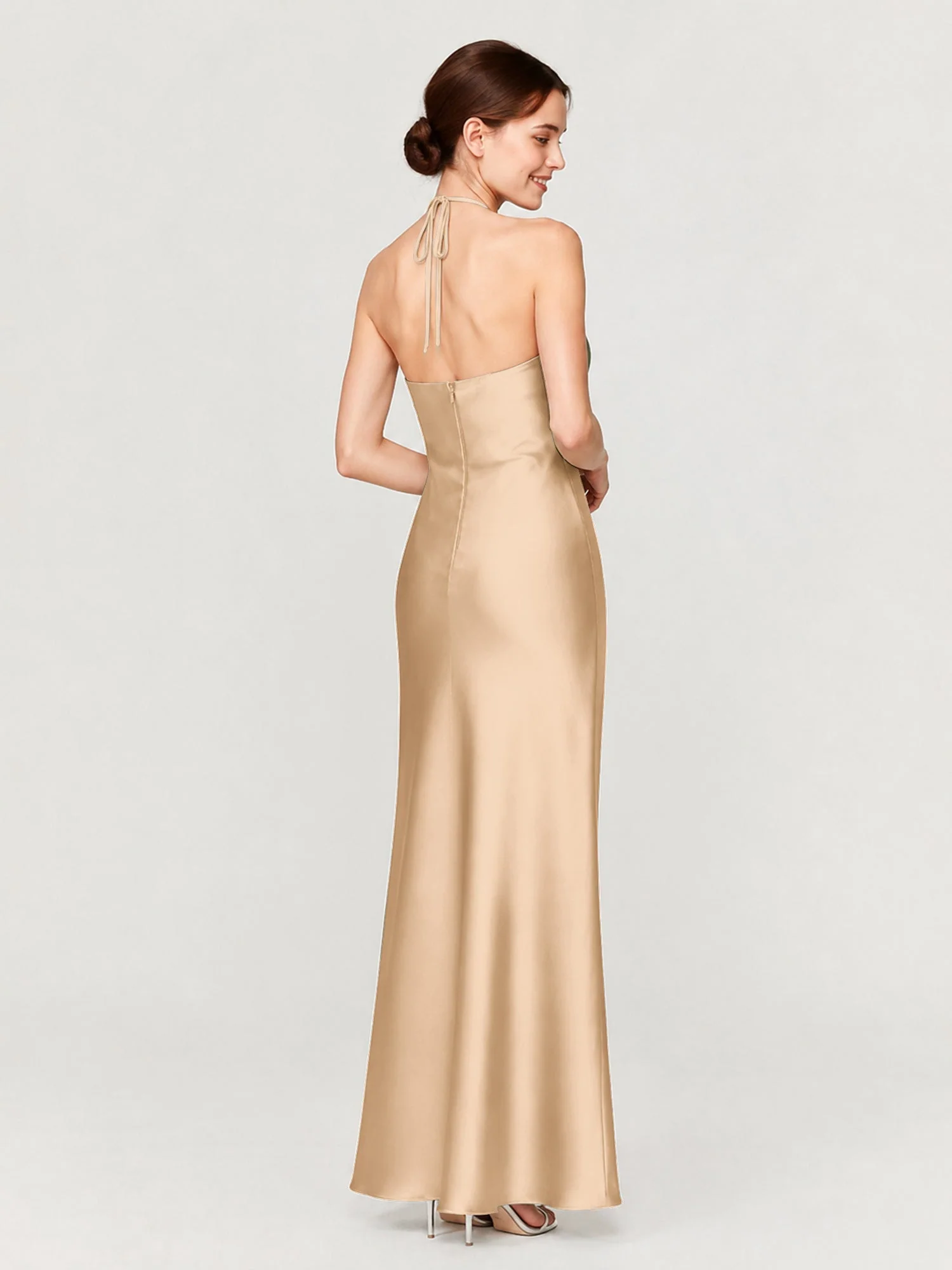 Satin Abendkleid Mit Gerafftem Neckholder Und Schrägem Rock Champagner - Image 2
