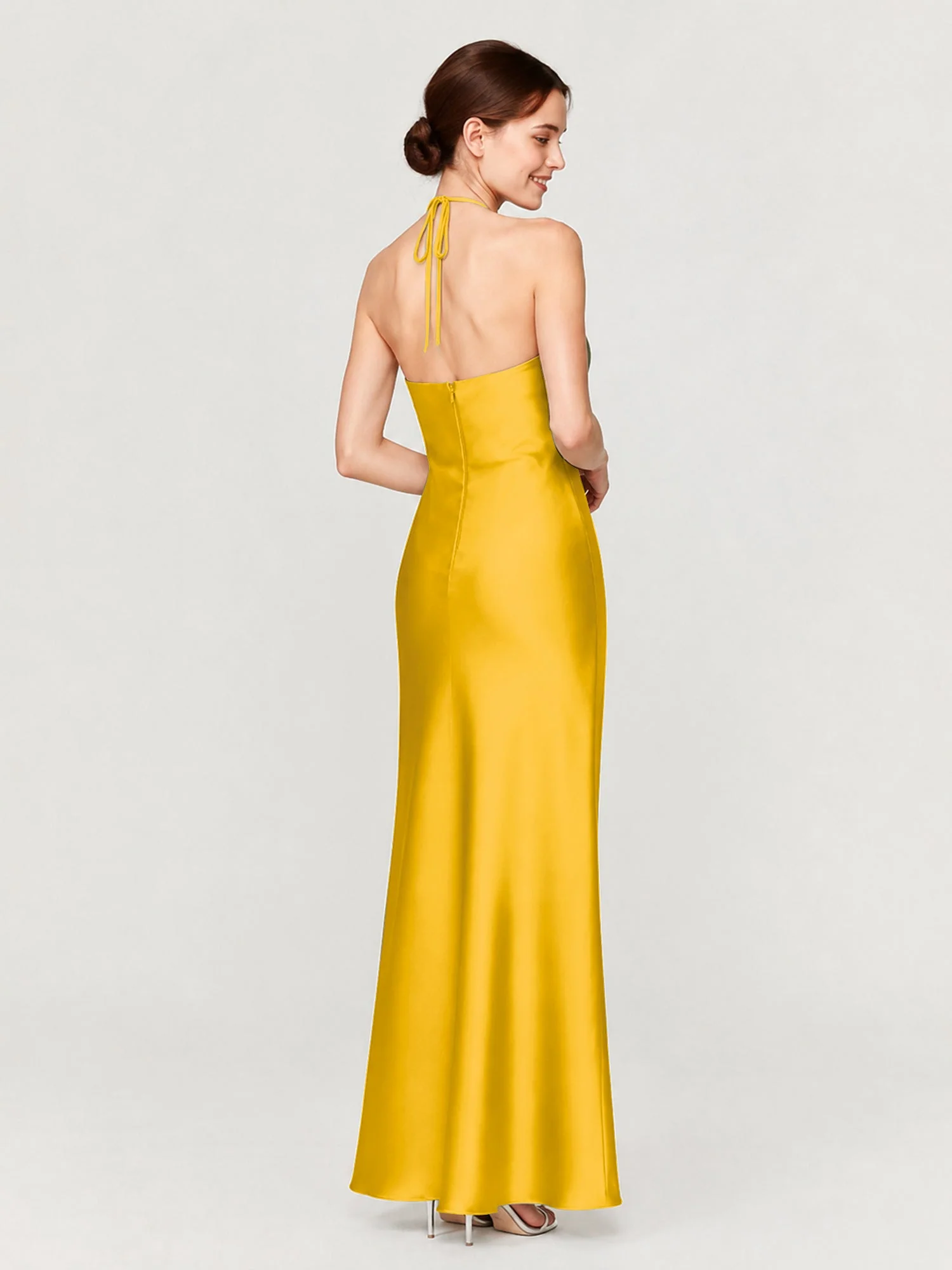 Satin Abendkleid Mit Gerafftem Neckholder Und Schrägem Rock Ringelblume - Image 2