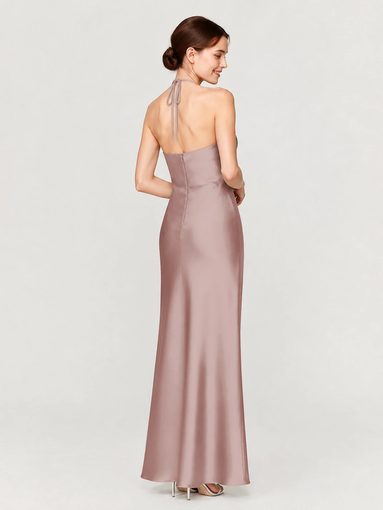 Satin Abendkleid Mit Gerafftem Neckholder Und Schrägem Rock Staubige Rosa - Image 2