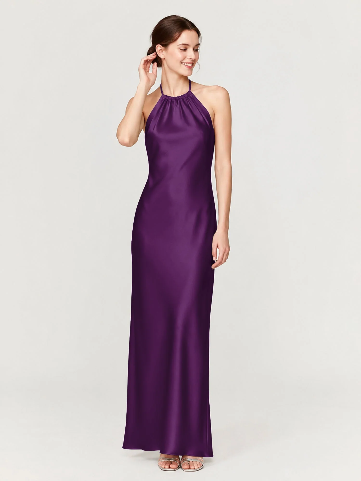 Satin Abendkleid Mit Gerafftem Neckholder Und Schrägem Rock Traube