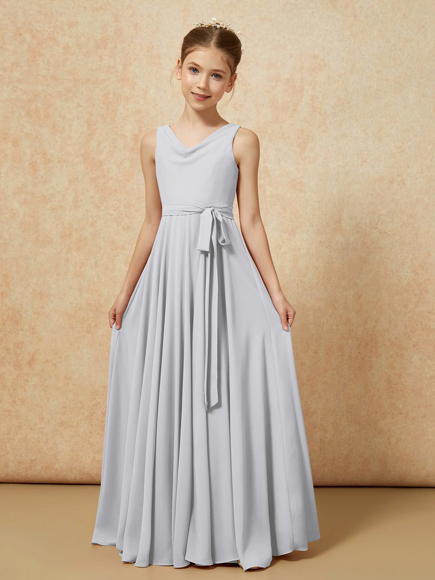 V-Ausschnitt Lang Chiffon Junge Brautjungfernkleider mit Gürtel Silber - Image 5
