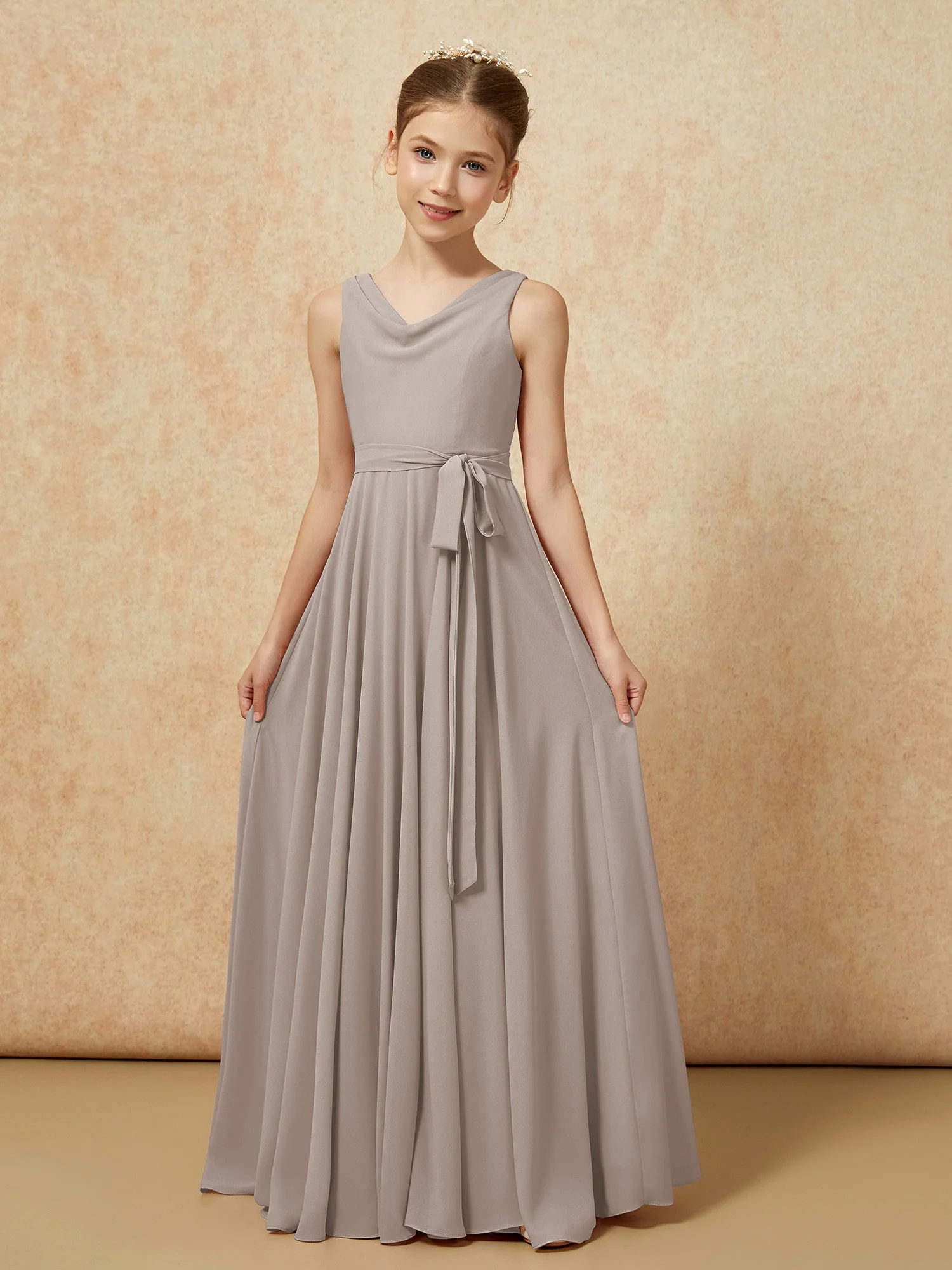 V-Ausschnitt Lang Chiffon Junge Brautjungfernkleider mit Gürtel Taupe - Image 5