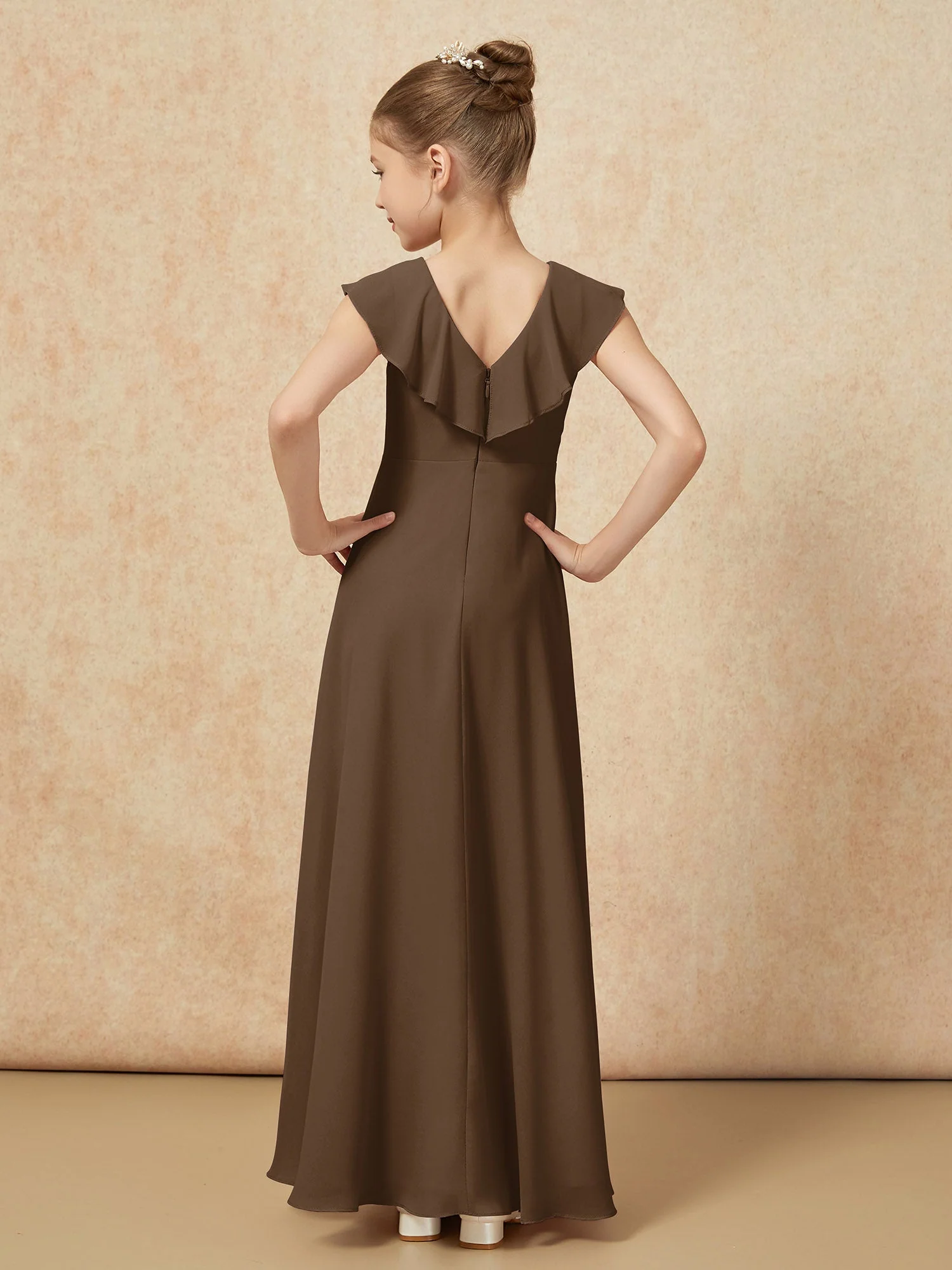 V-Ausschnitt Rüschen Chiffon Junge Brautjungfernkleider mit Schlitz Braun - Image 2