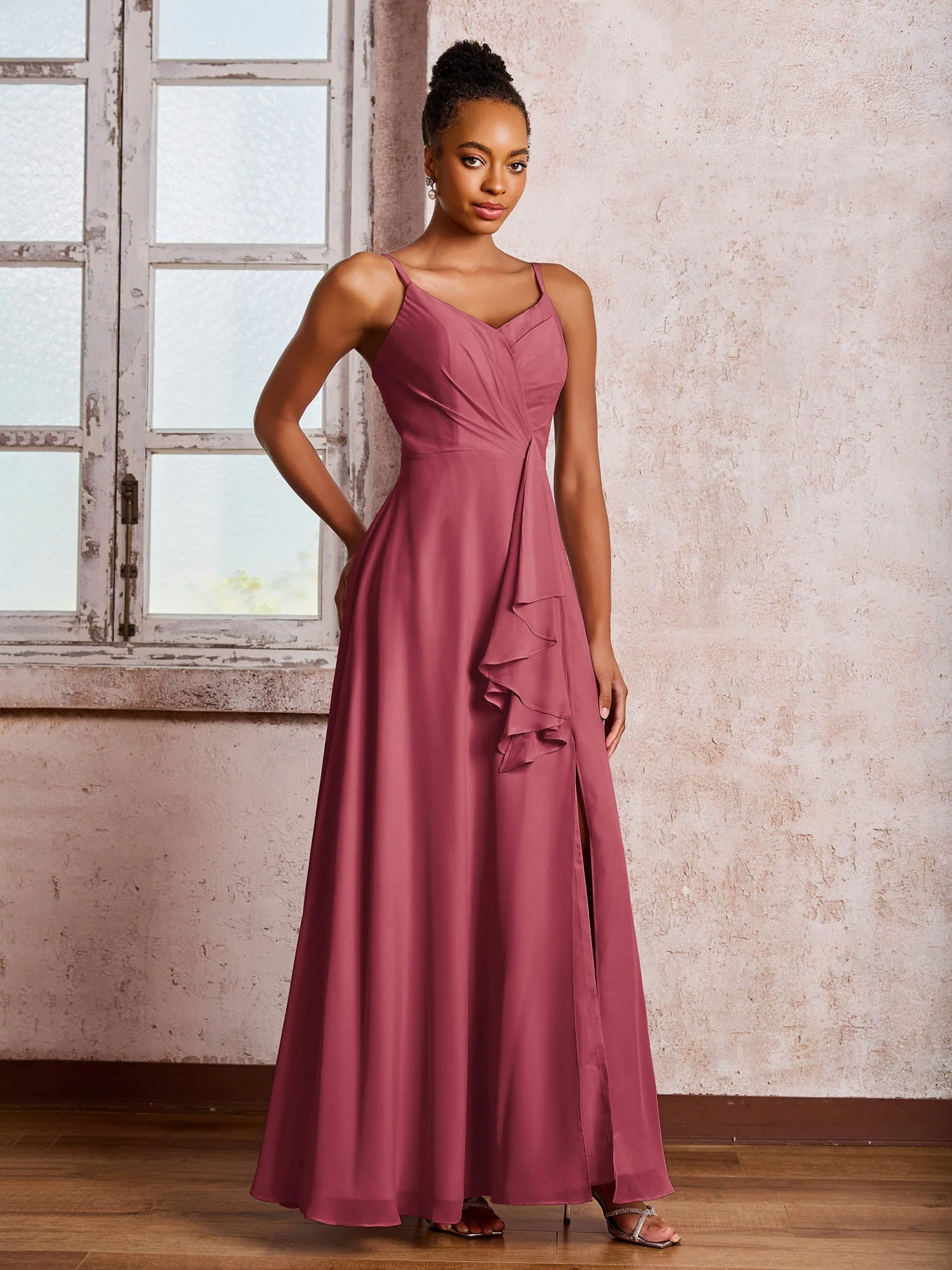 V-Ausschnitt Rüschen Schlitz Chiffon Kleider mit Kaskadenrock Zimtrose - Image 3