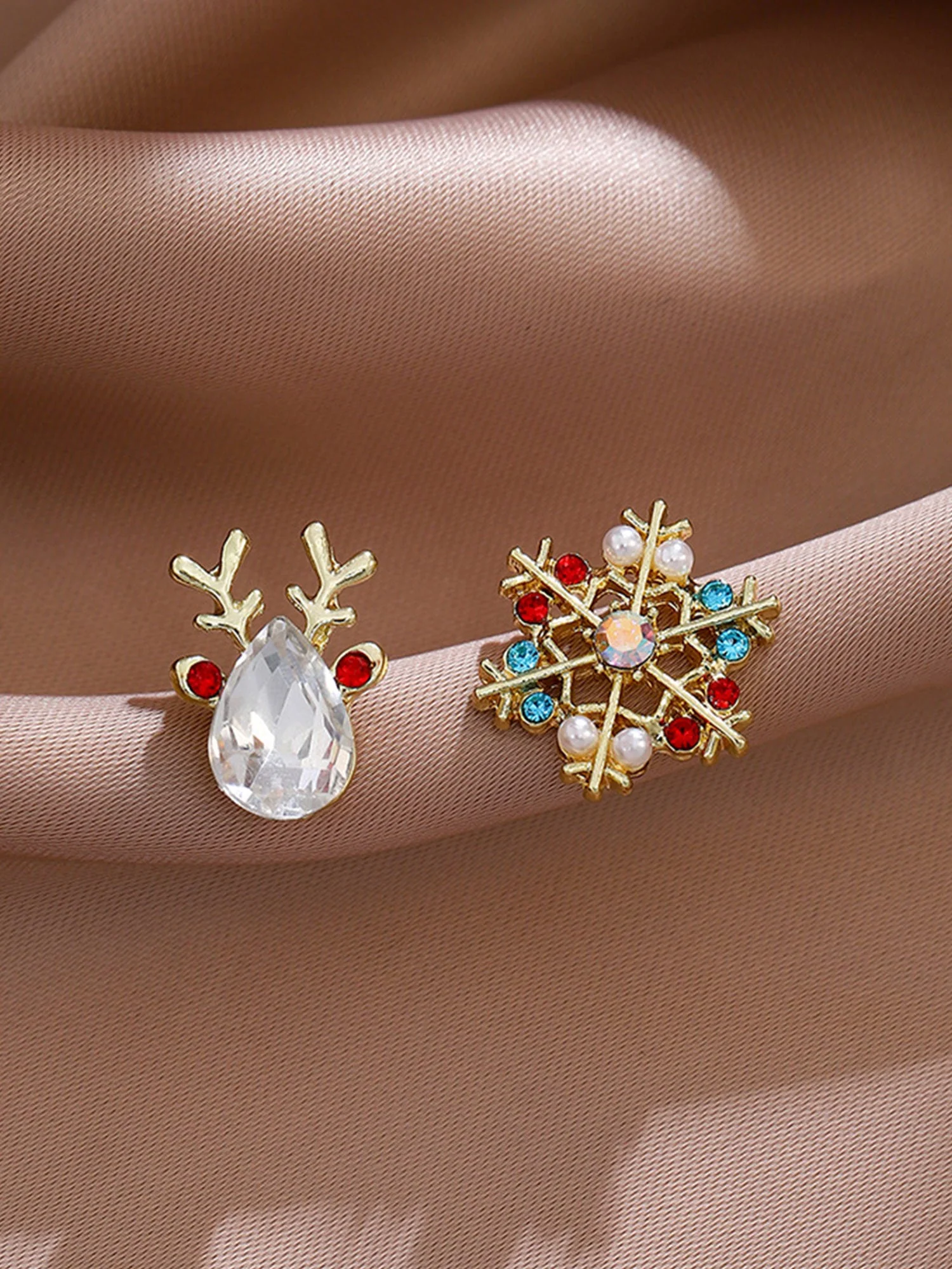 Weihnachts Fantasie Bunte Schneeflocke Elch Diamant Ohrringe - Image 3